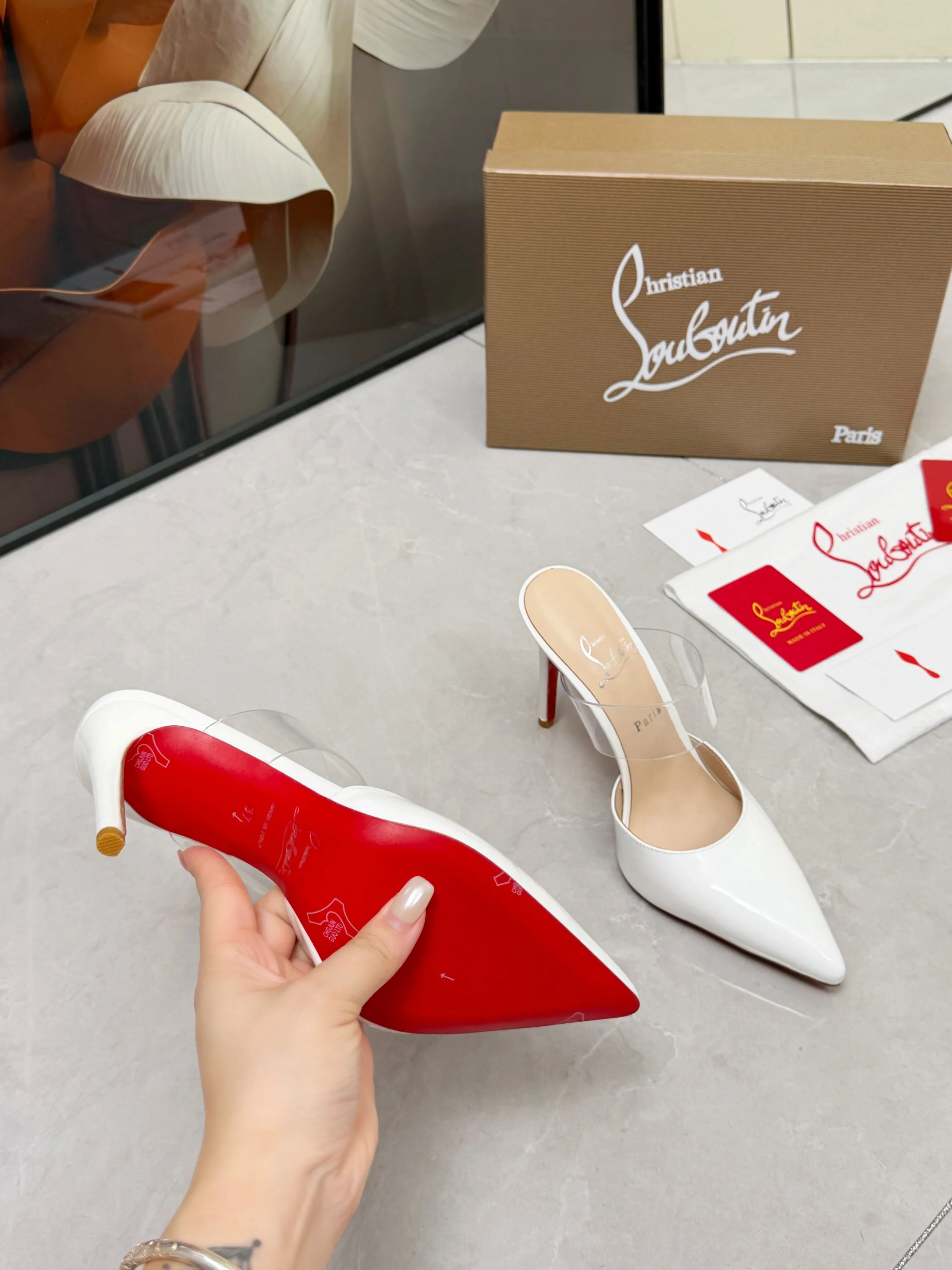 LOUBOUTIN Mules Patent Leather White-Red EU35-39 B80202609110681 - Image 4