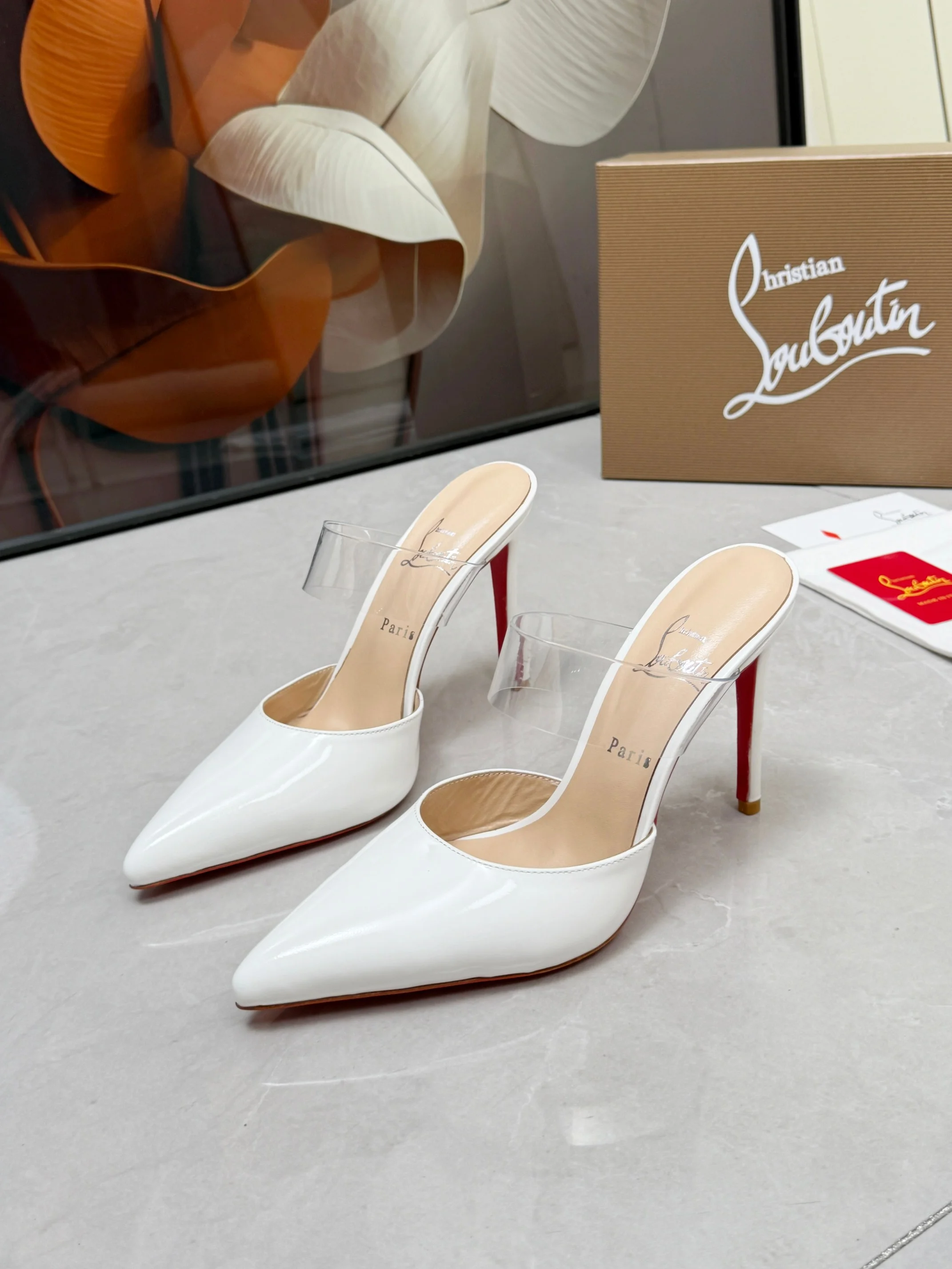LOUBOUTIN Mules Patent Leather White-Red EU35-39 B80202609110681 - Image 8