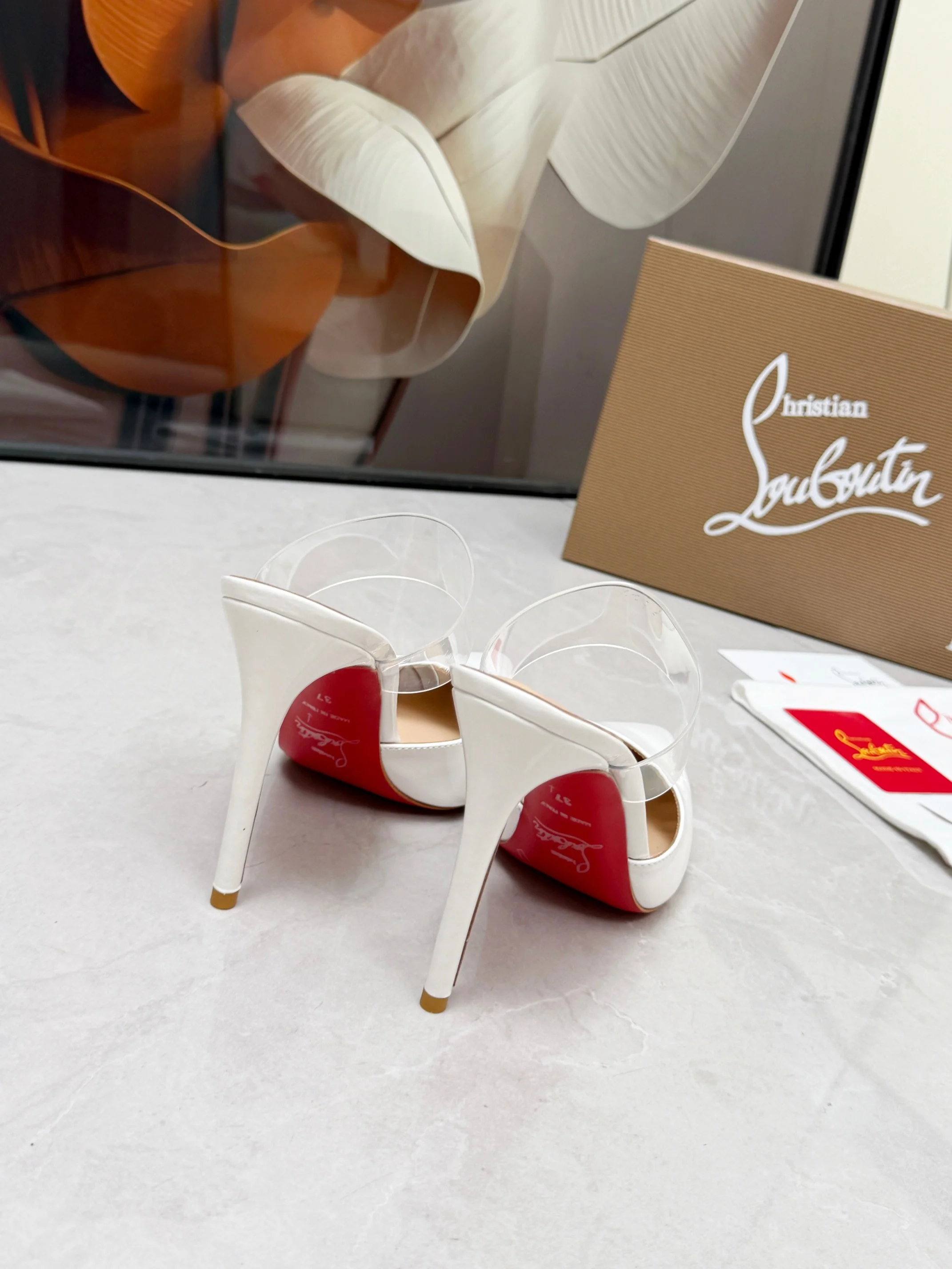 LOUBOUTIN Mules Patent Leather White-Red EU35-39 B80202609110681 - Image 9
