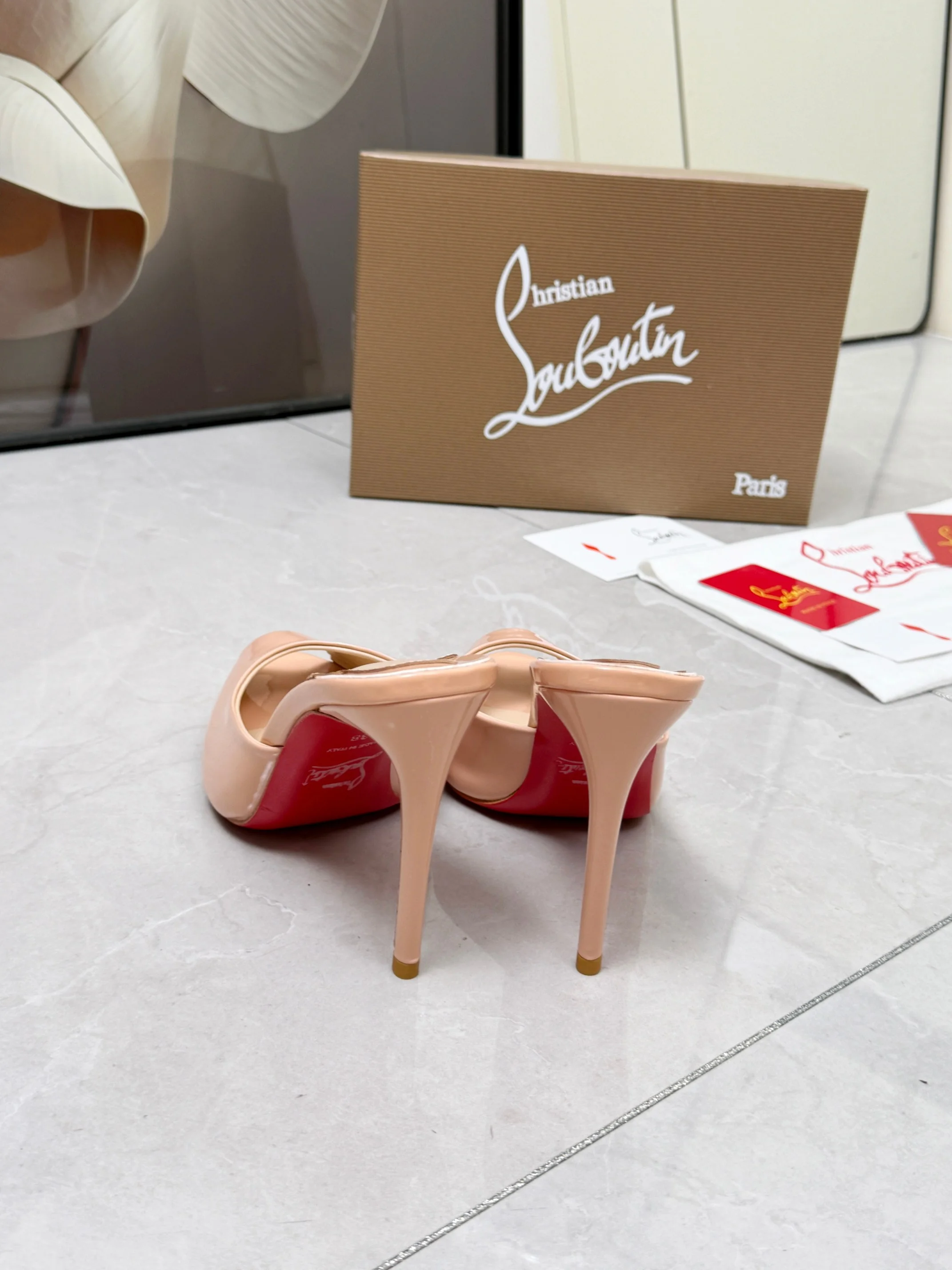 LOUBOUTIN Pumps Beige-Red B60202609110674 - Image 2