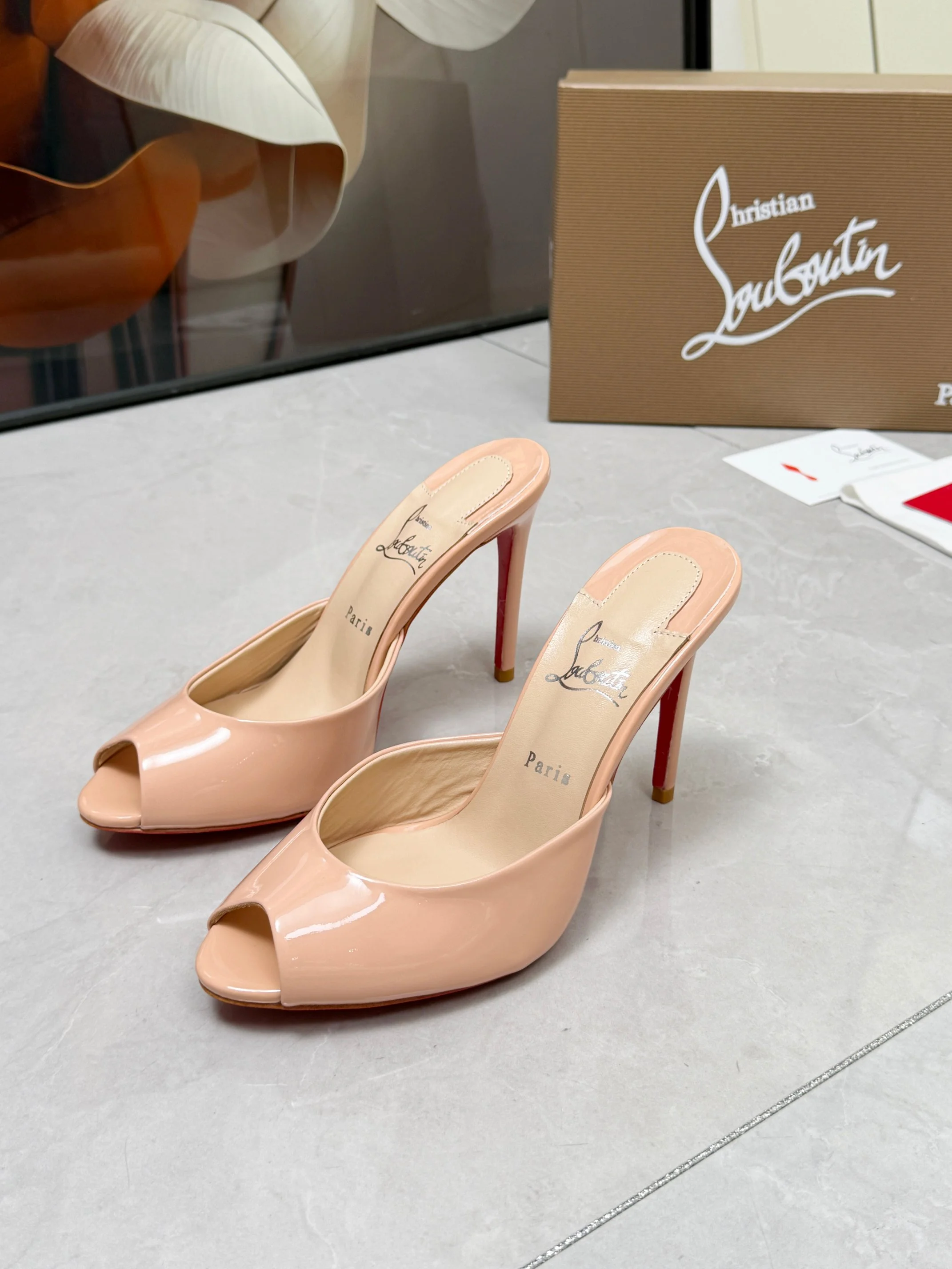 LOUBOUTIN Pumps Beige-Red B60202609110674 - Image 9