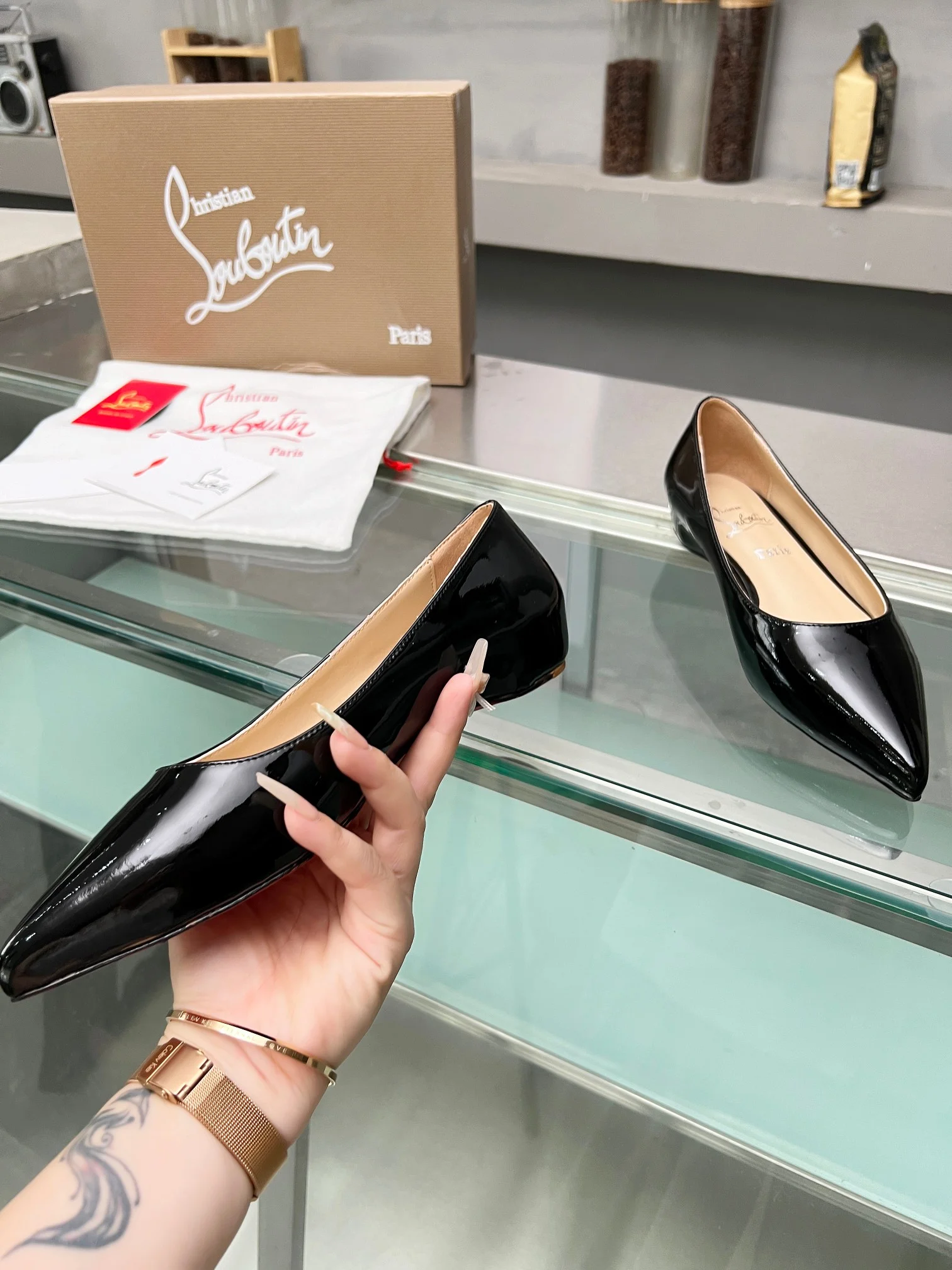 LOUBOUTIN Pumps Patent Leather Black EU35-39 B60202609110032 - Image 3