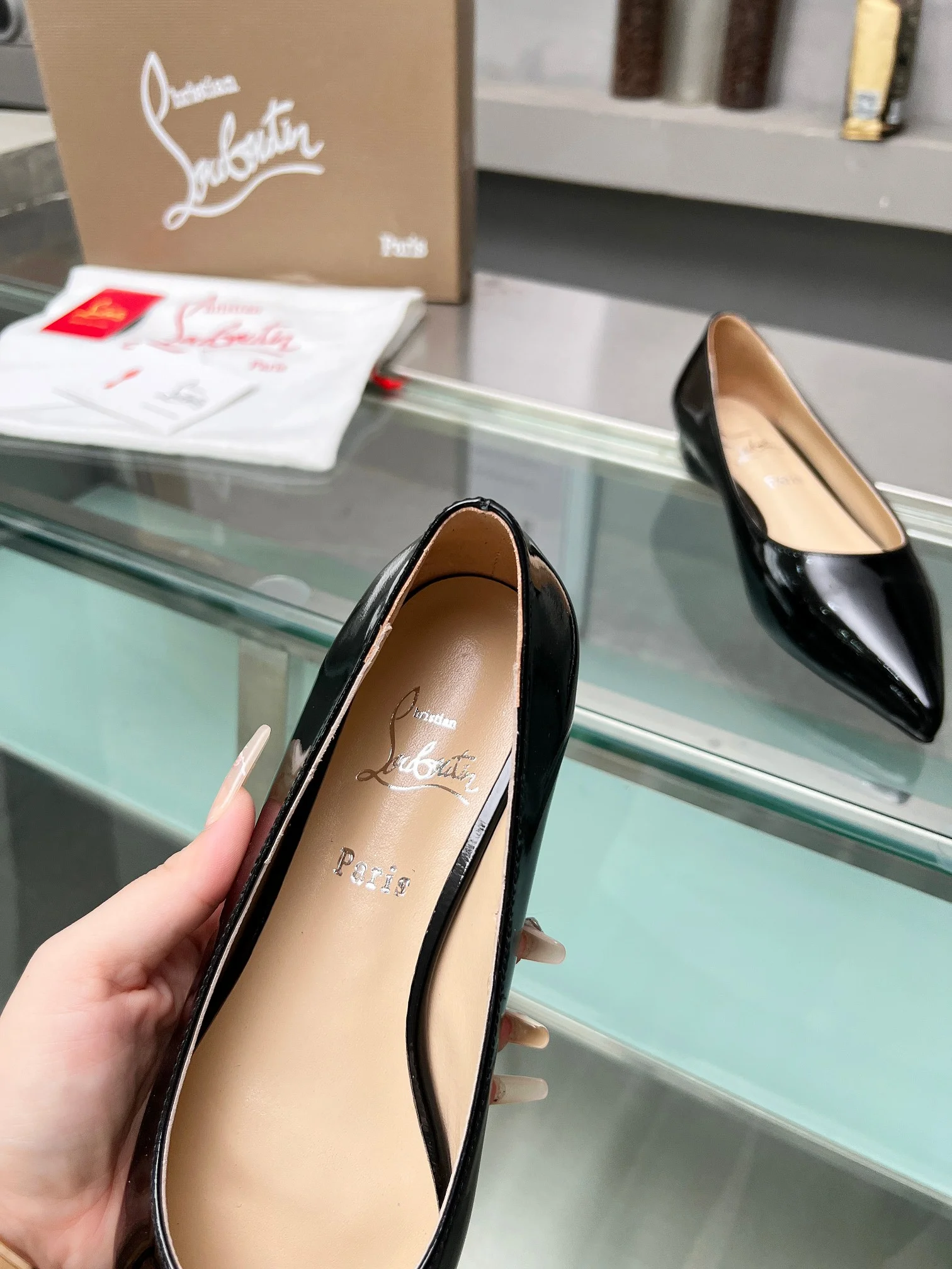 LOUBOUTIN Pumps Patent Leather Black EU35-39 B60202609110032 - Image 5
