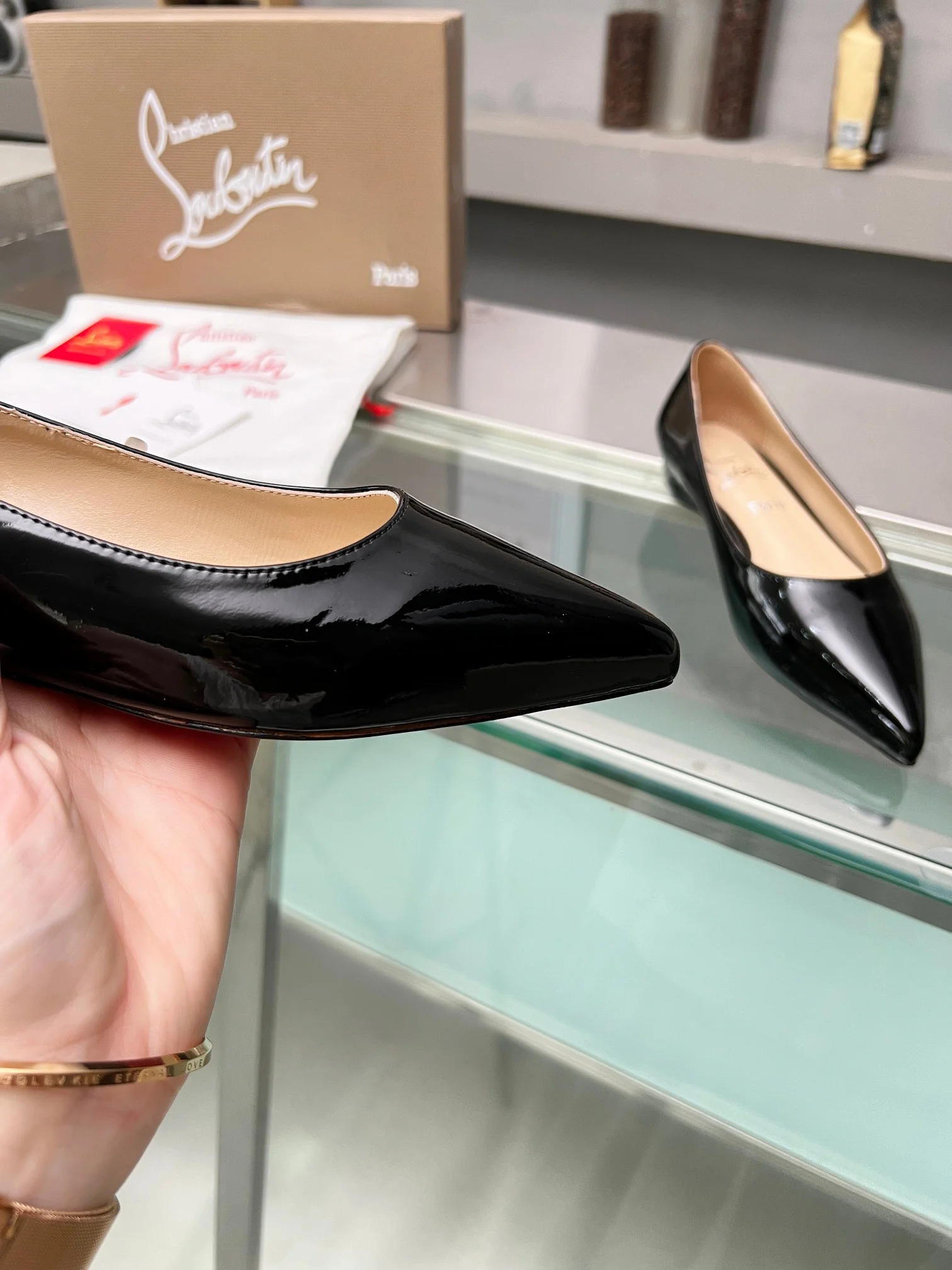 LOUBOUTIN Pumps Patent Leather Black EU35-39 B60202609110032 - Image 6