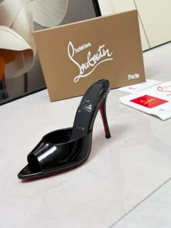 LOUBOUTIN Pumps Patent Leather Black-Red EU35-39 B60202609110679