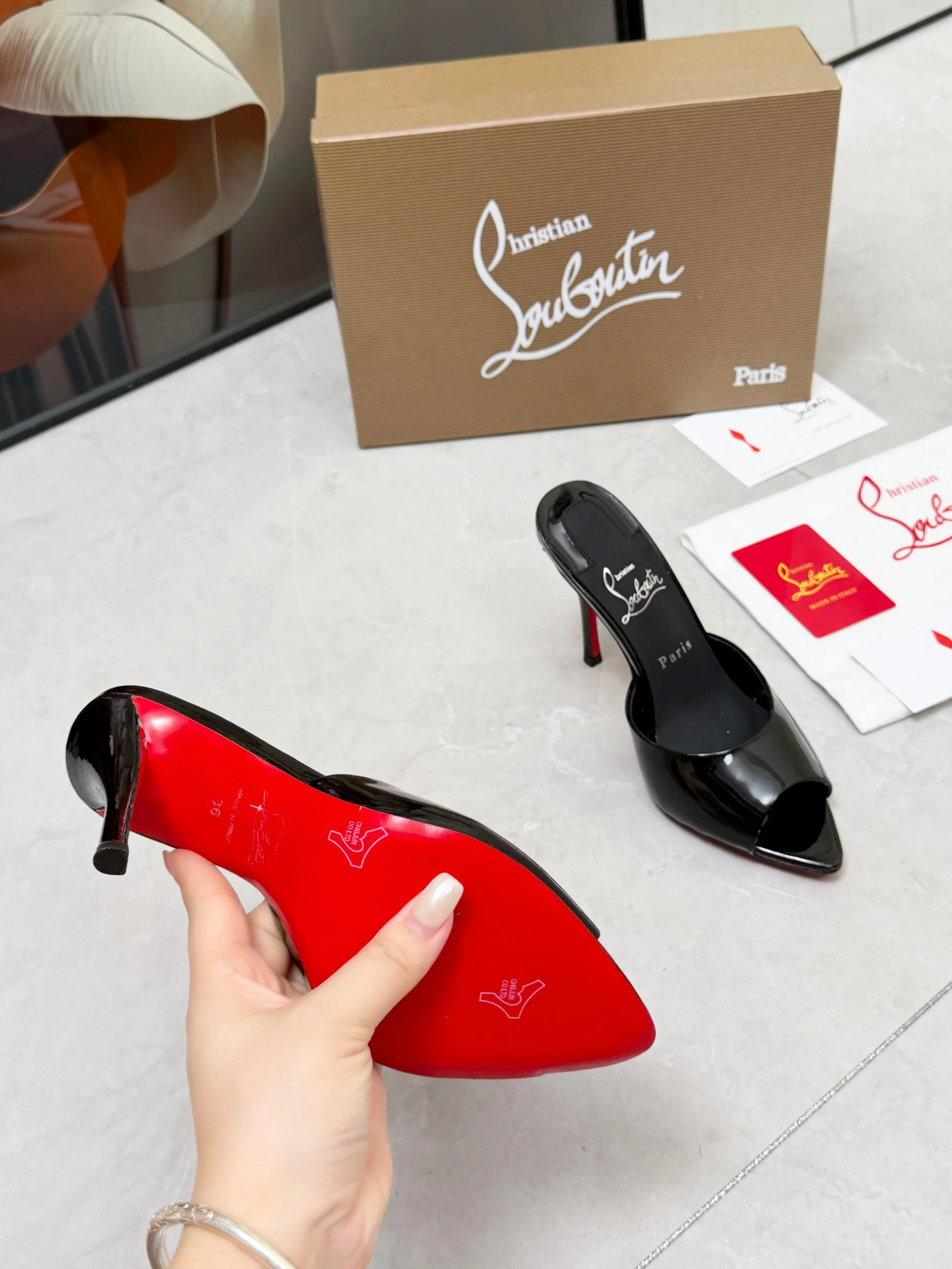 LOUBOUTIN Pumps Patent Leather Black-Red EU35-39 B60202609110679 - Image 5