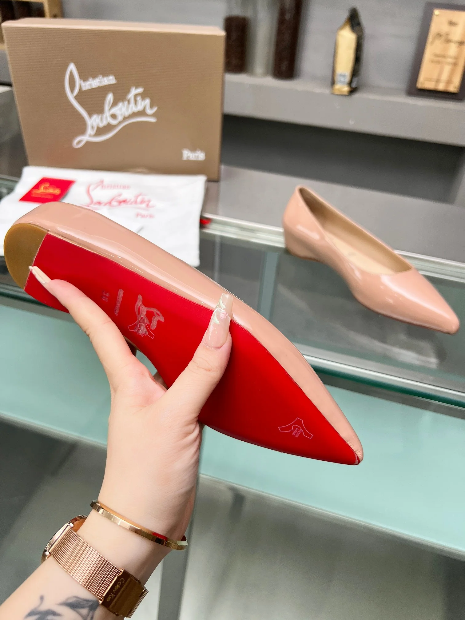 LOUBOUTIN Pumps Patent Leather Pink-Beige EU35-39 B60202609110033 - Image 3
