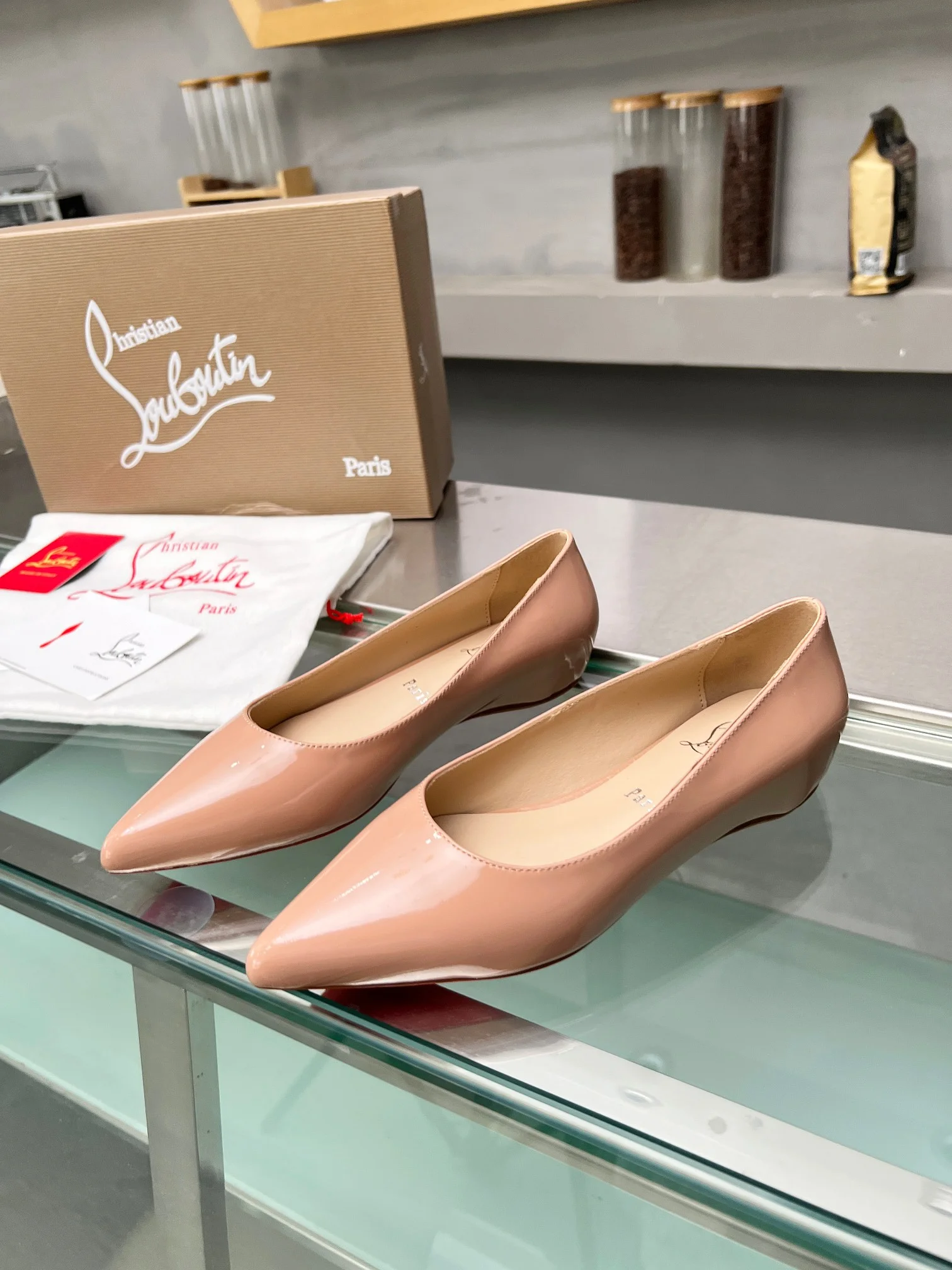 LOUBOUTIN Pumps Patent Leather Pink-Beige EU35-39 B60202609110033 - Image 6