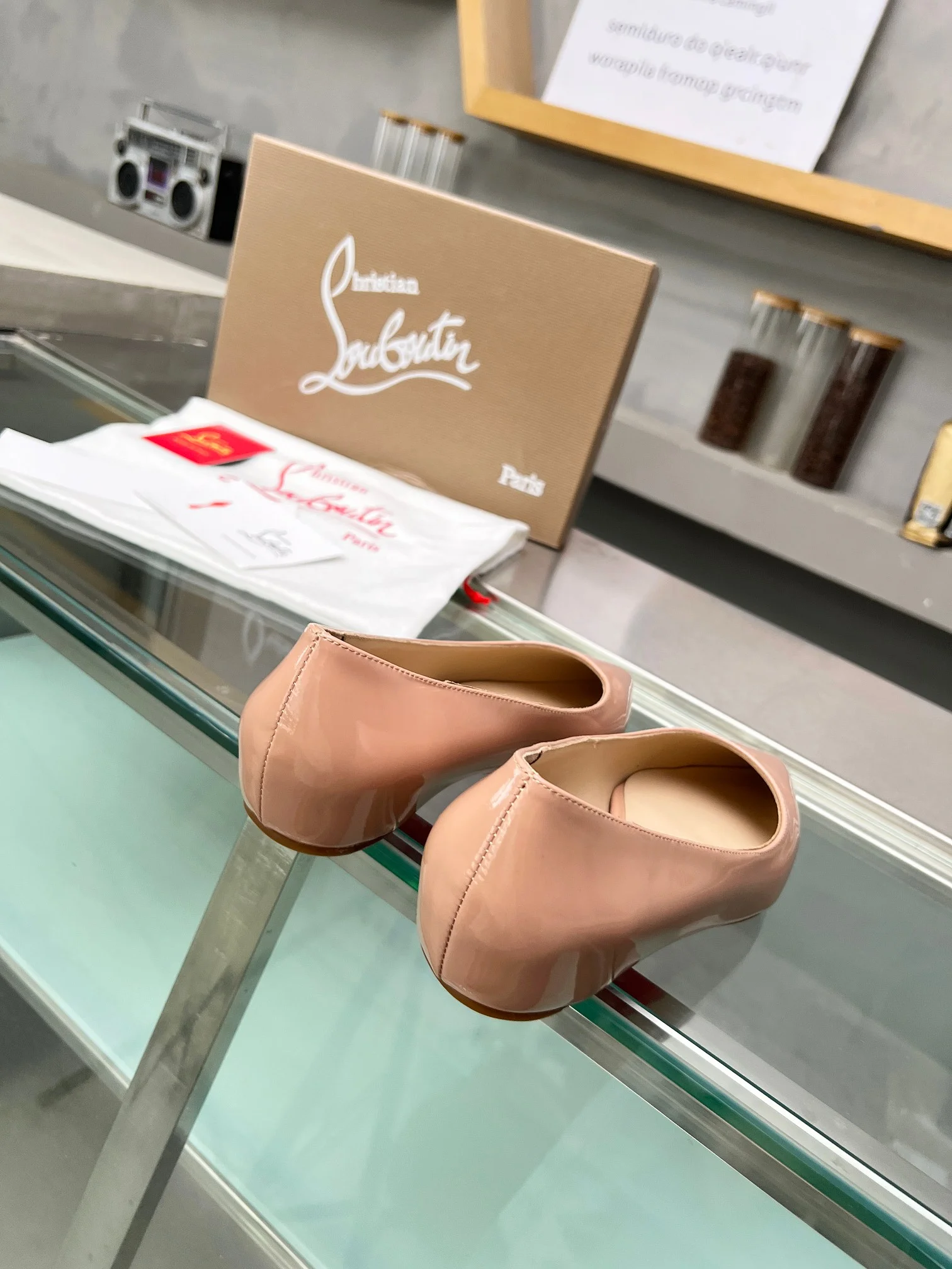LOUBOUTIN Pumps Patent Leather Pink-Beige EU35-39 B60202609110033 - Image 9