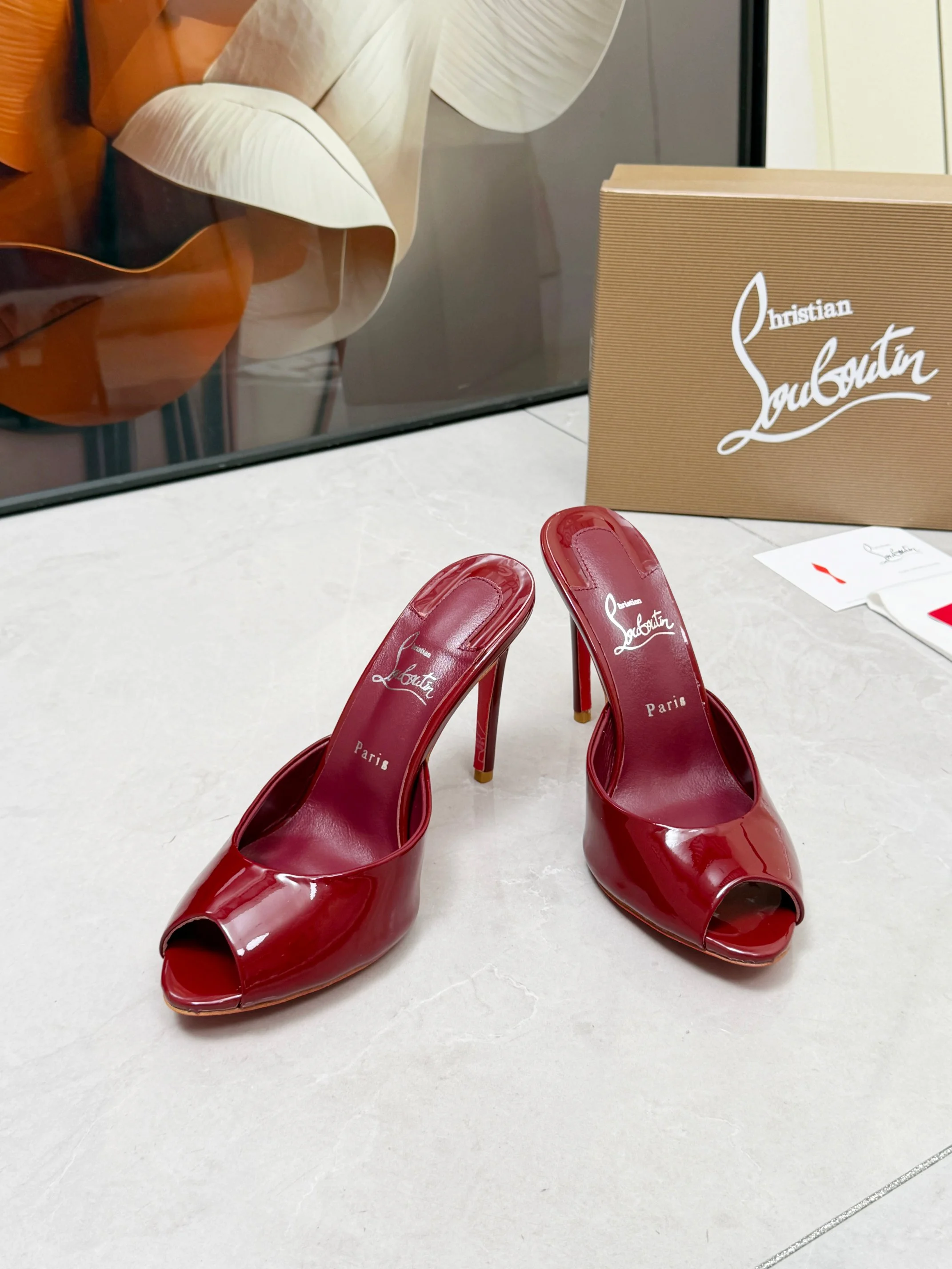 LOUBOUTIN Pumps Patent Leather Red EU35-39 B60202609110672 - Image 8