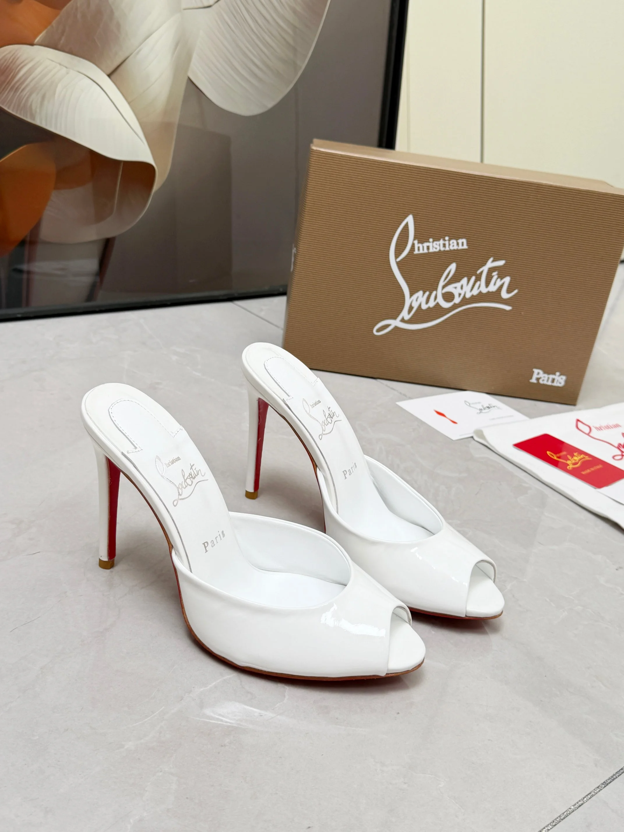 LOUBOUTIN Pumps White-Red B60202609110673 - Image 10