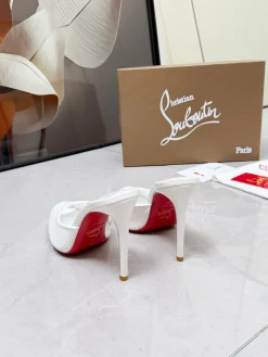 Alternative view of LOUBOUTIN Pumps White-Red B60202609110673