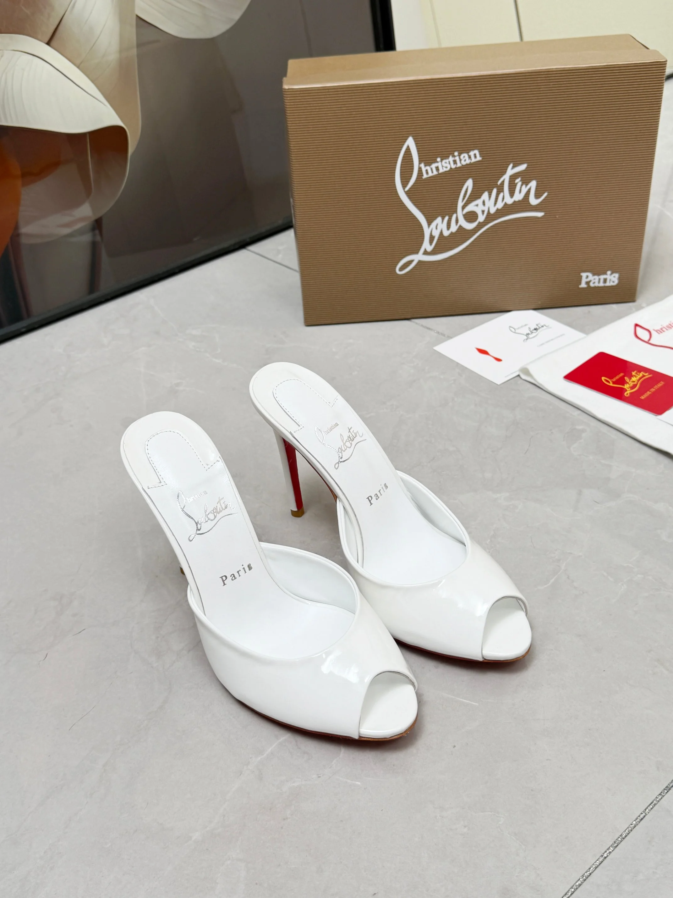 LOUBOUTIN Pumps White-Red B60202609110673 - Image 7