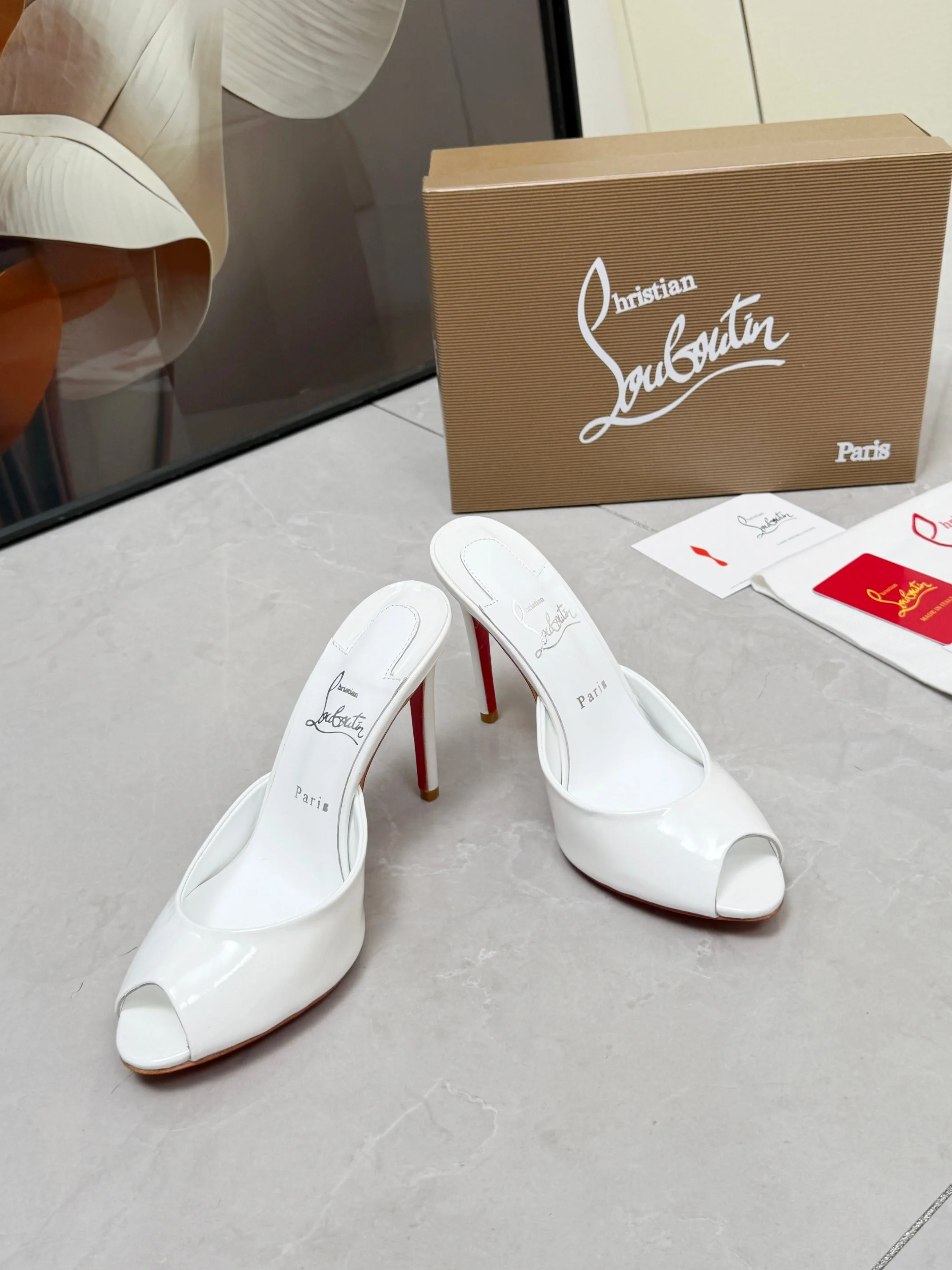 LOUBOUTIN Pumps White-Red B60202609110673 - Image 8