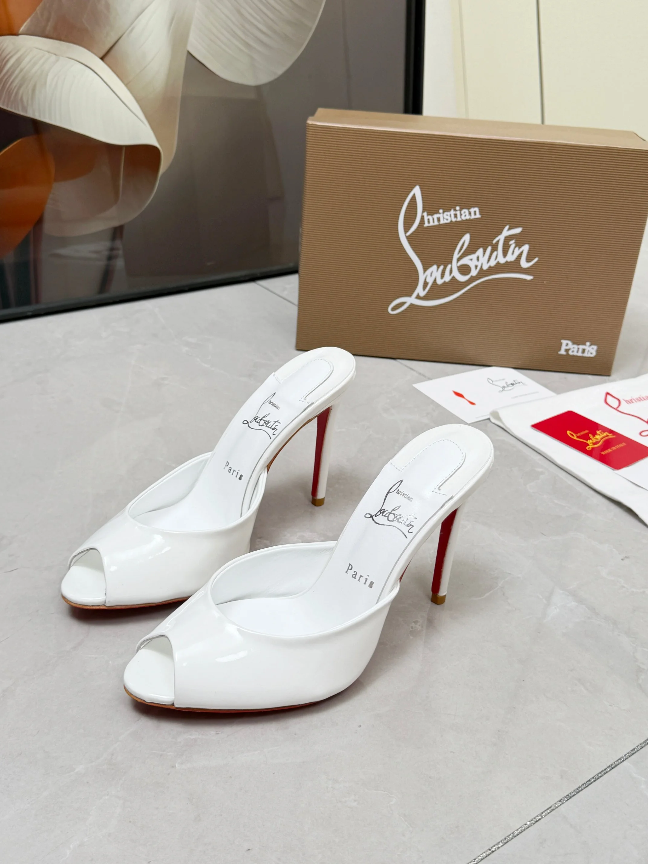 LOUBOUTIN Pumps White-Red B60202609110673 - Image 9