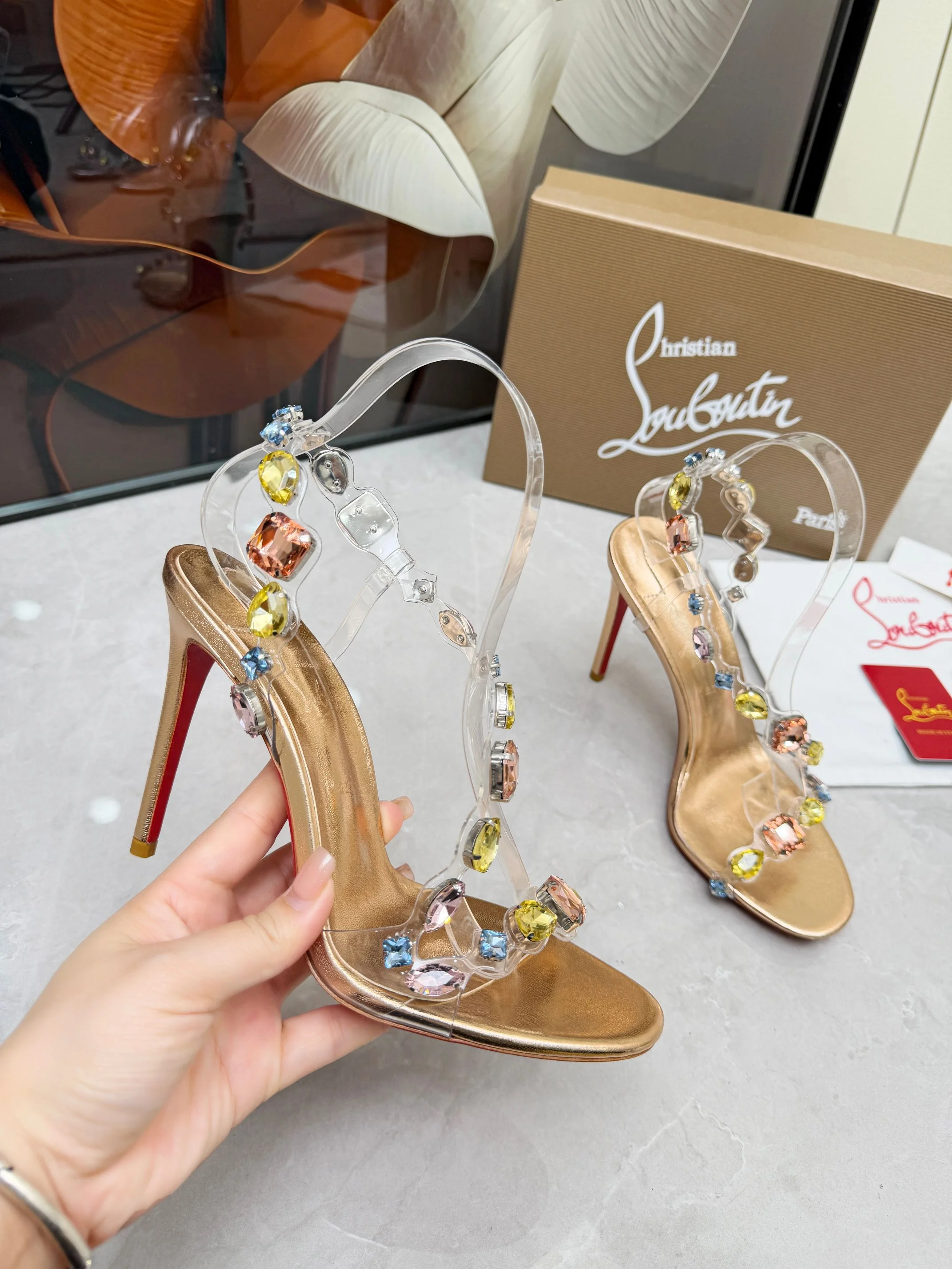 LOUBOUTIN Sandals Crystal PVC Gold-Clear EU35-39 B80202609110015
