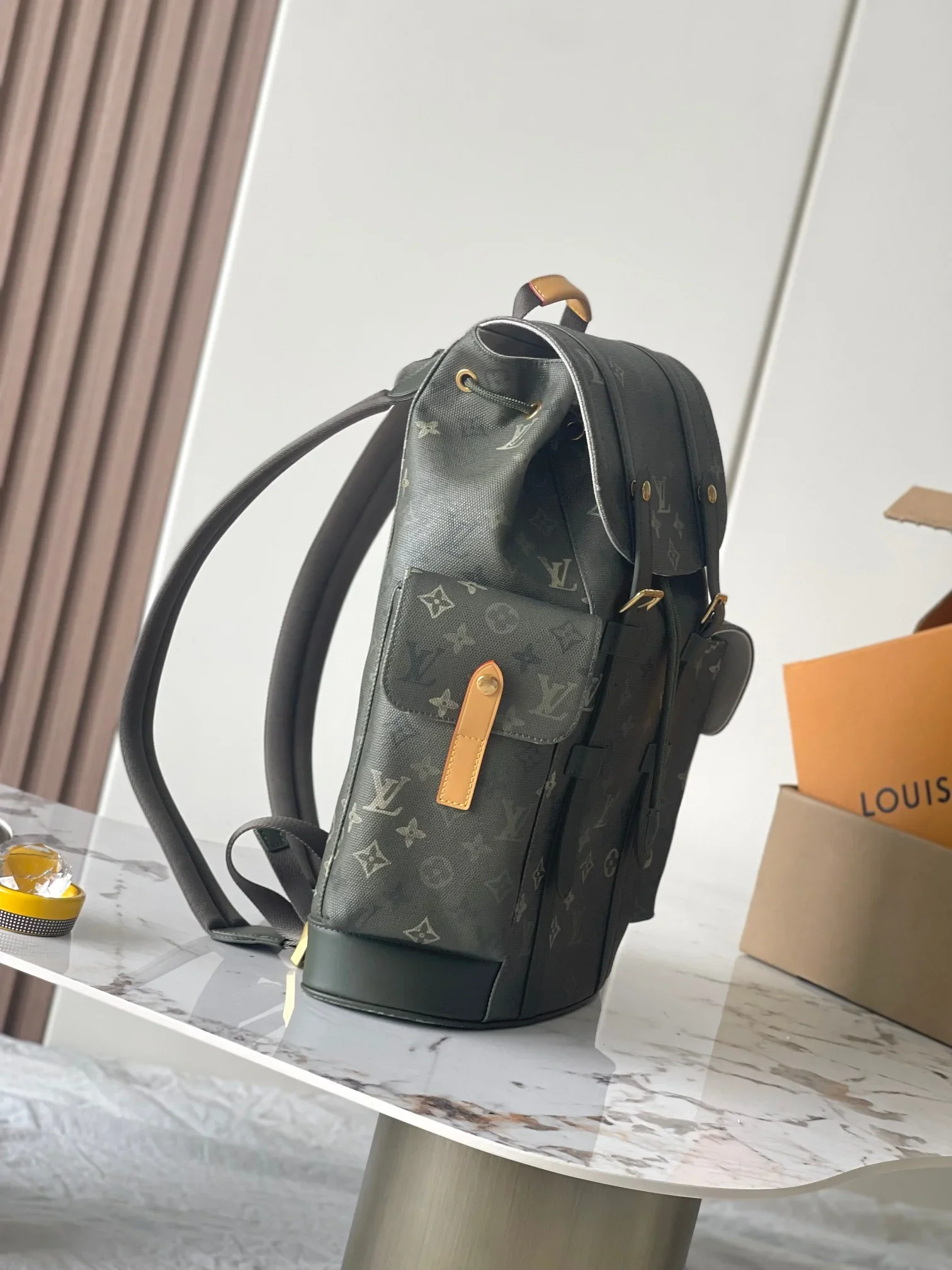 LV Backpacks Bags Green-Gold 33X47X12CM A000202609090313 - Image 2