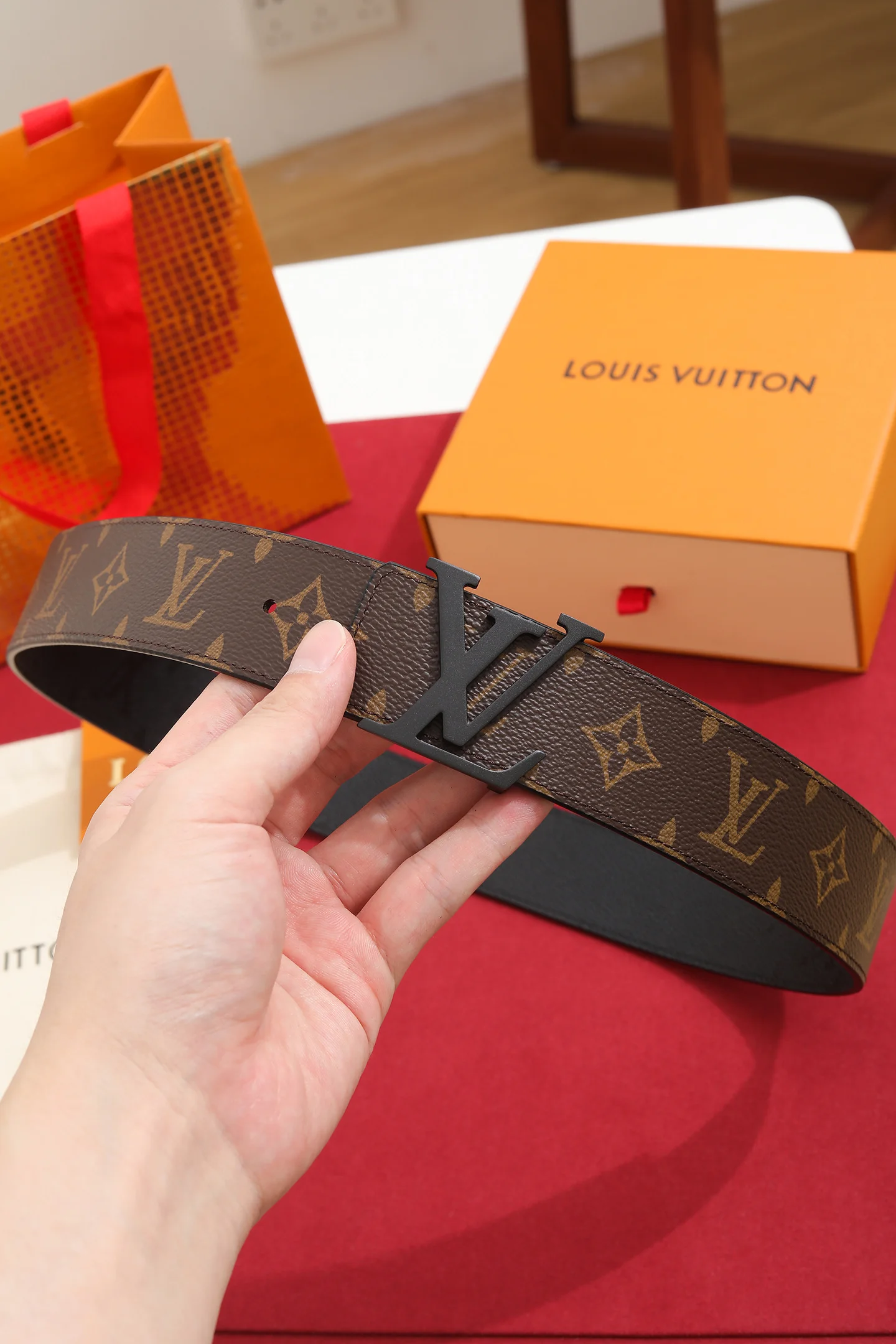 LV Belts Black-Brown A70202609070310 - Image 6