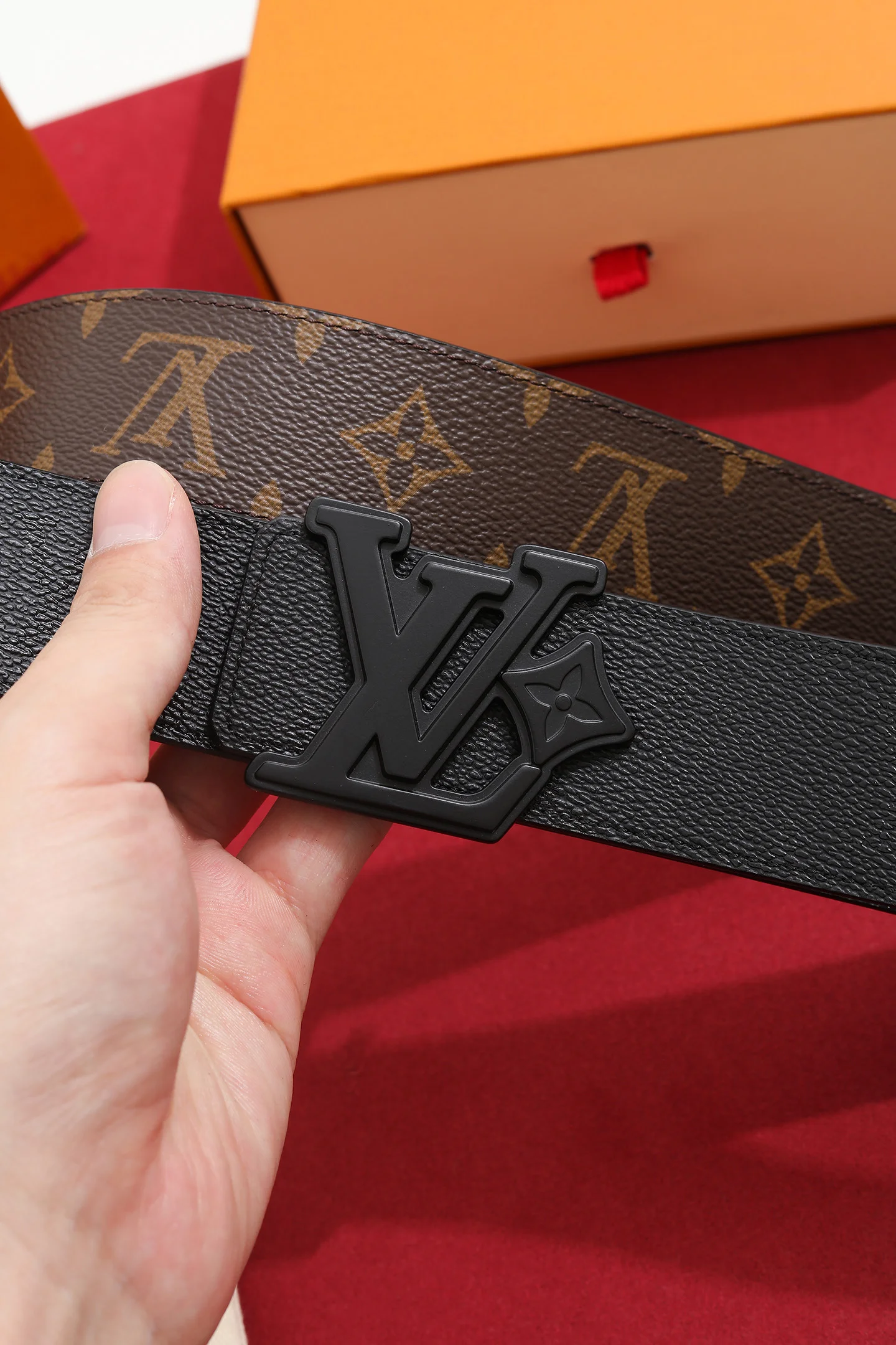 LV Belts Black-Brown A70202609070313 - Image 4