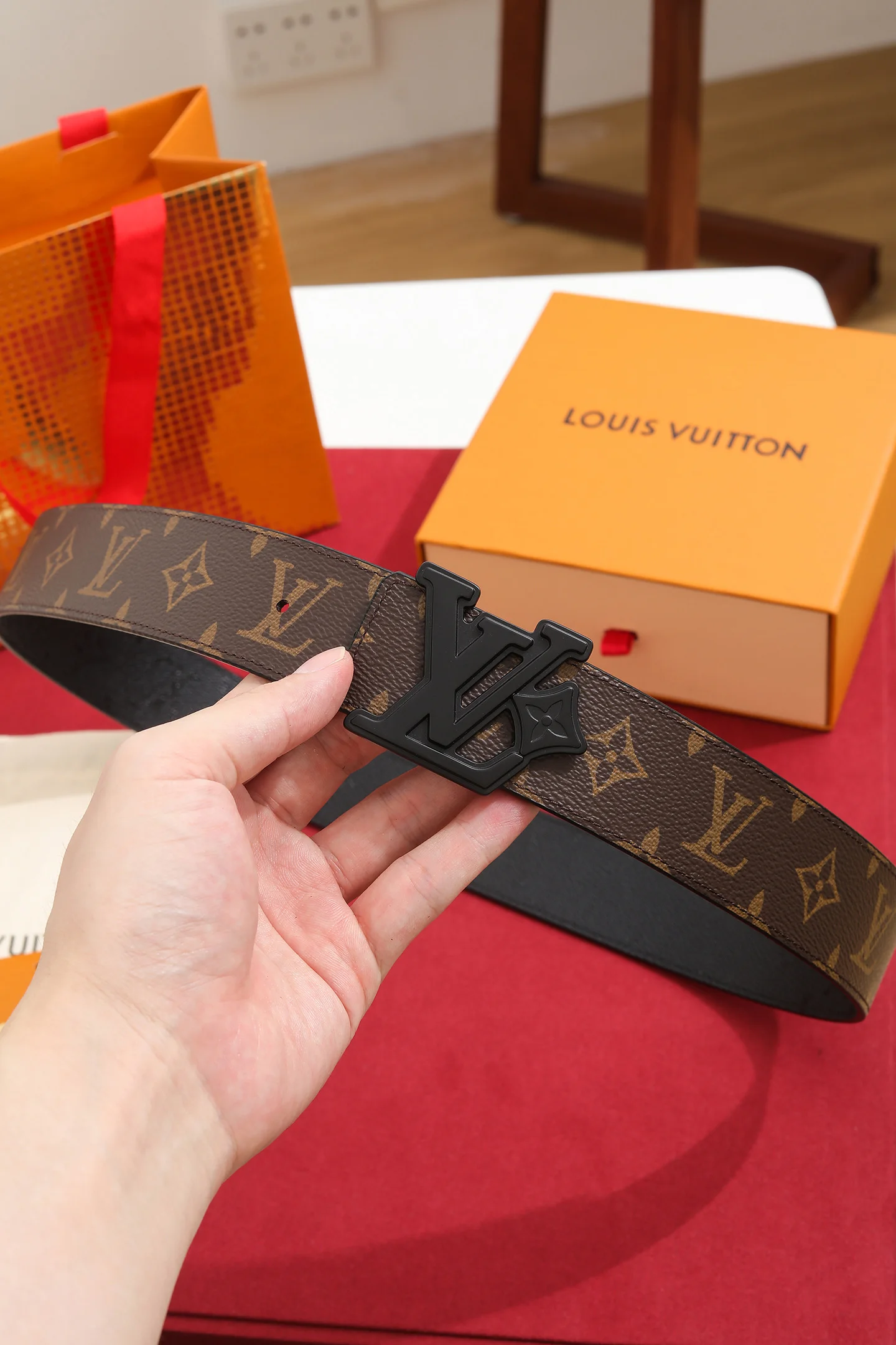 LV Belts Black-Brown A70202609070313 - Image 7