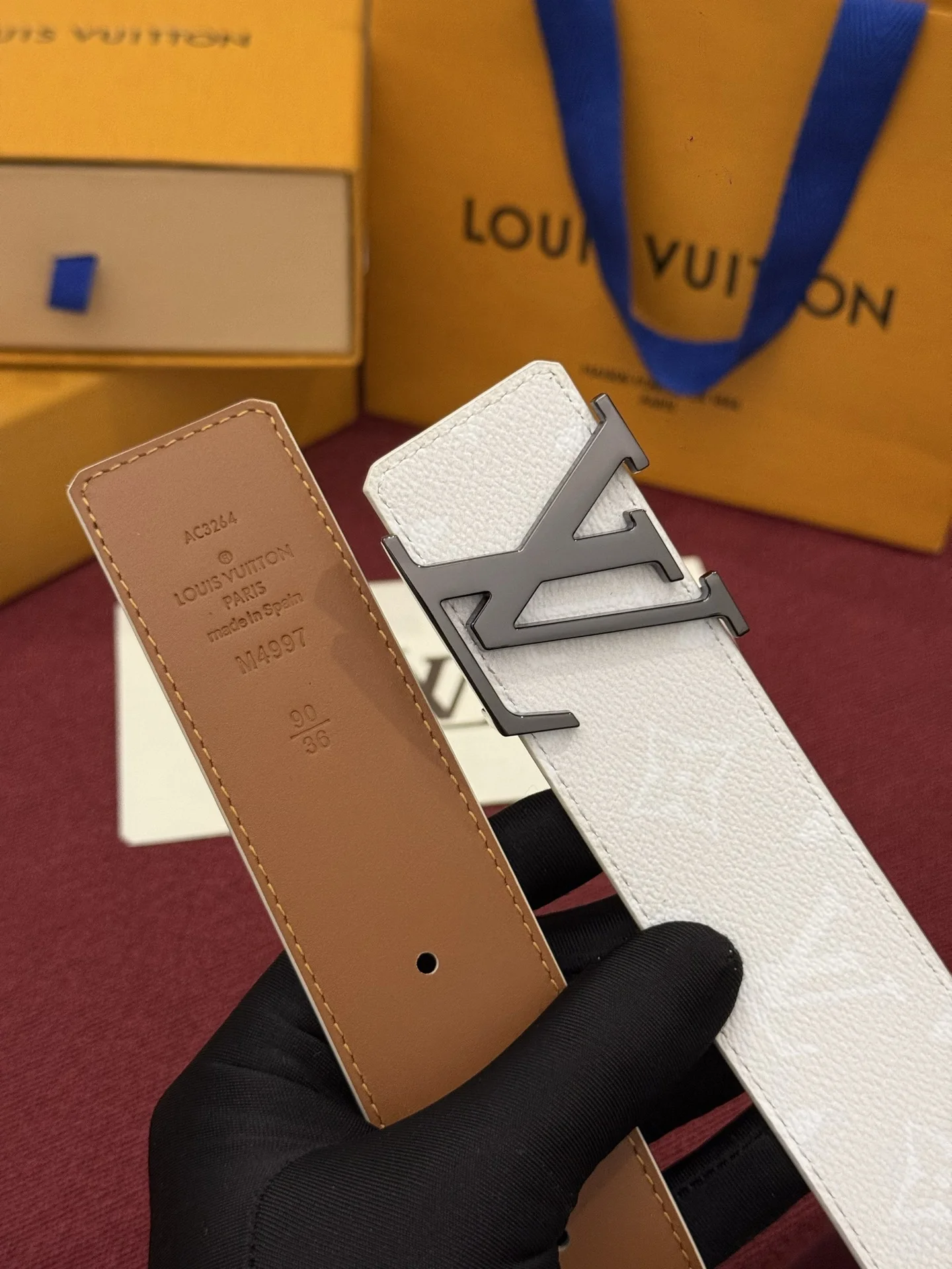 LV Belts White-Silver-Gold-Black A60202609070548 - Image 2