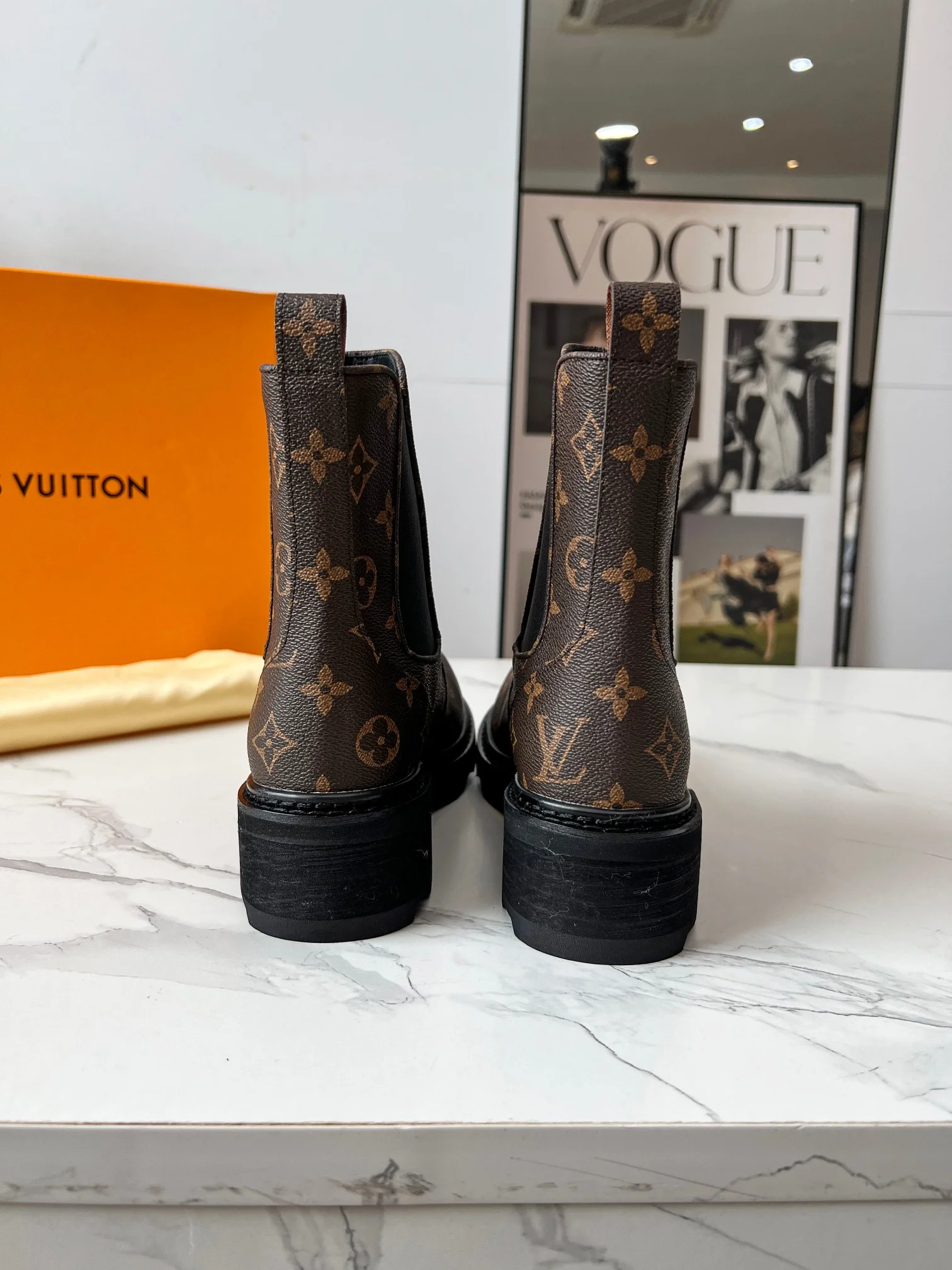 LV Booties Brown-Black B60202609111722 - Image 5