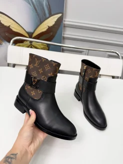 Alternative view of LV Booties Calf Leather Black-Brown EU35-40 B70202609111706