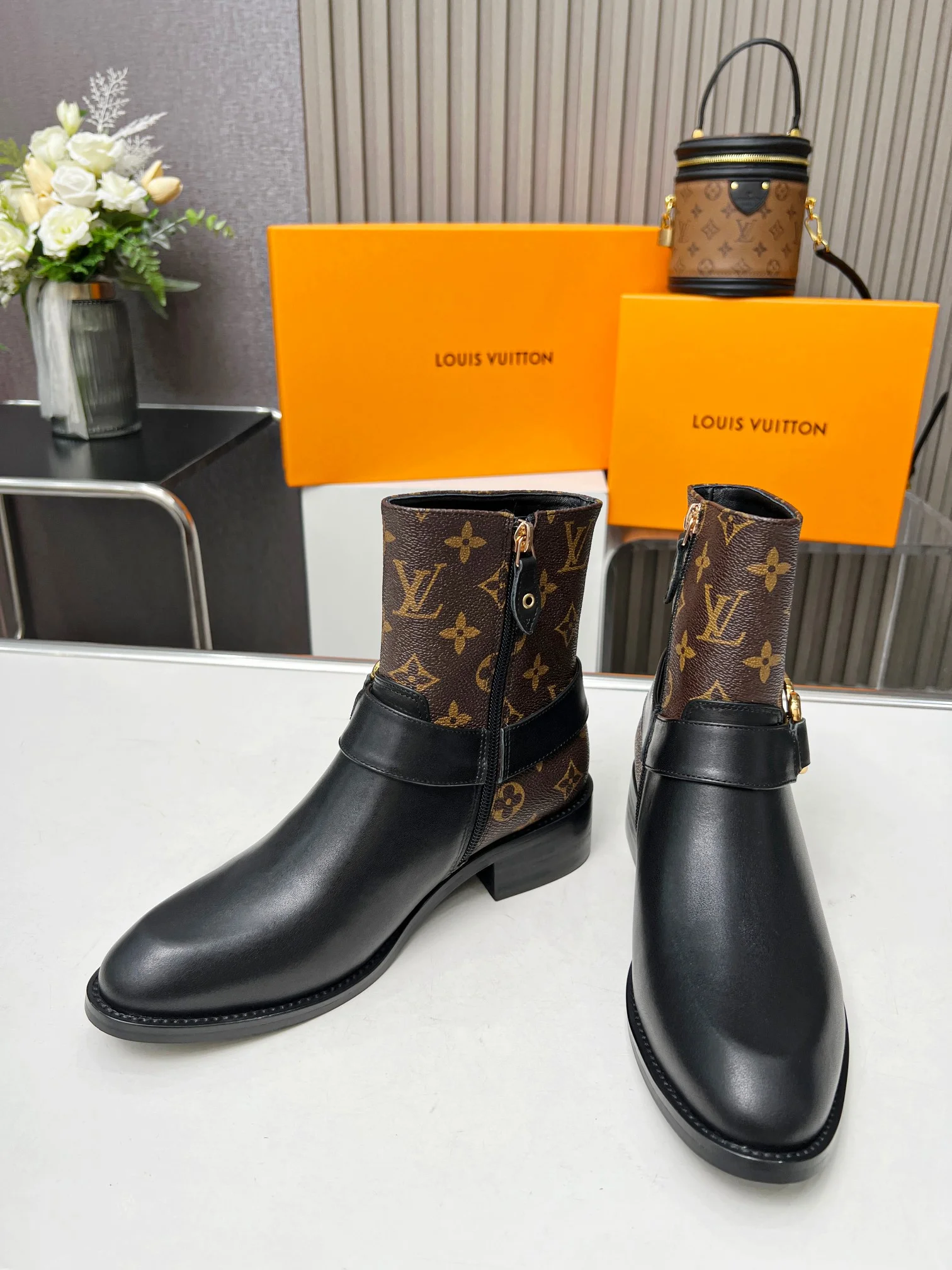 LV Booties Cow Leather Brown-Black-Gold EU35-40 B70202609111724 - Image 7