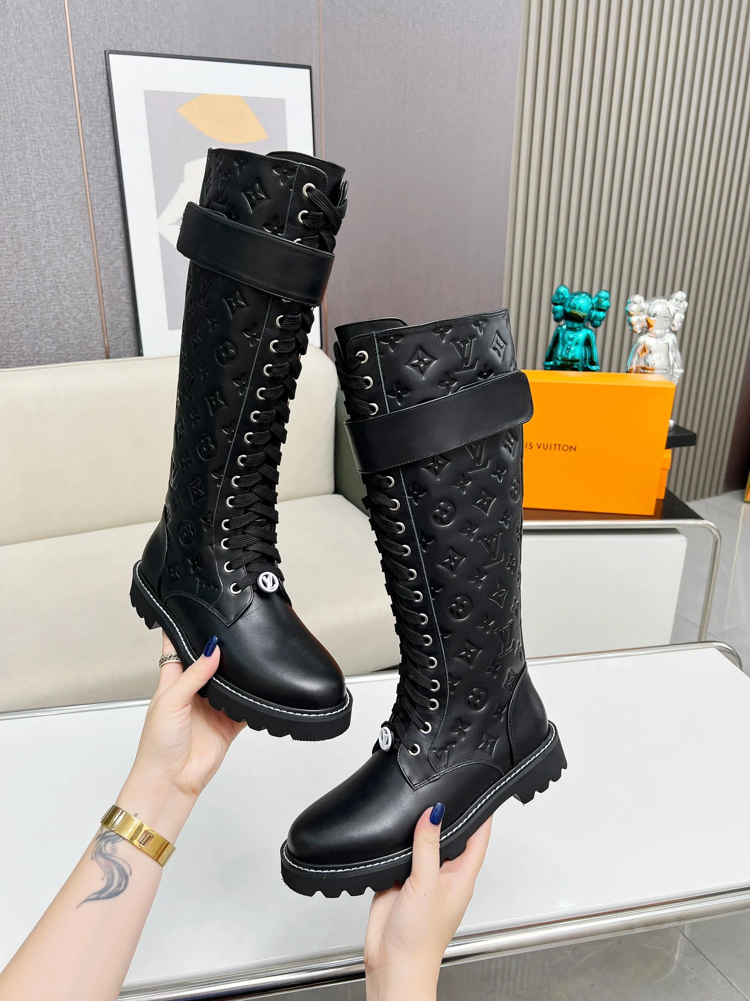 LV Boots Black B70202609111729 - Image 7