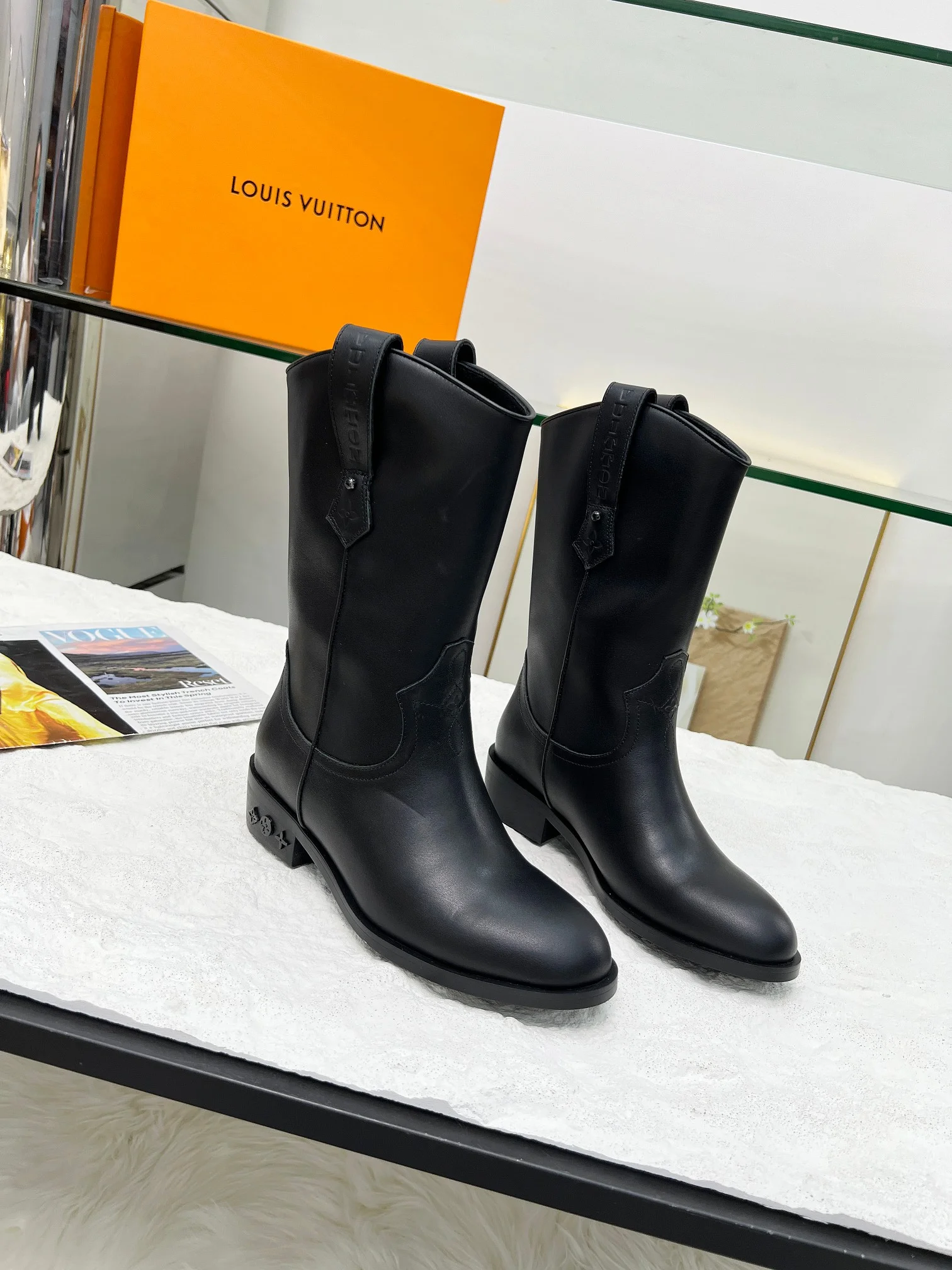 LV Boots Black B90202609111715
