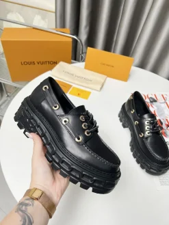 LV Boots Black-Gold B60202609111231