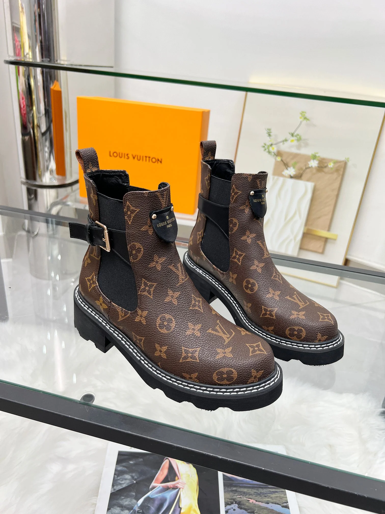 LV Boots Brown-Black B60202609111737