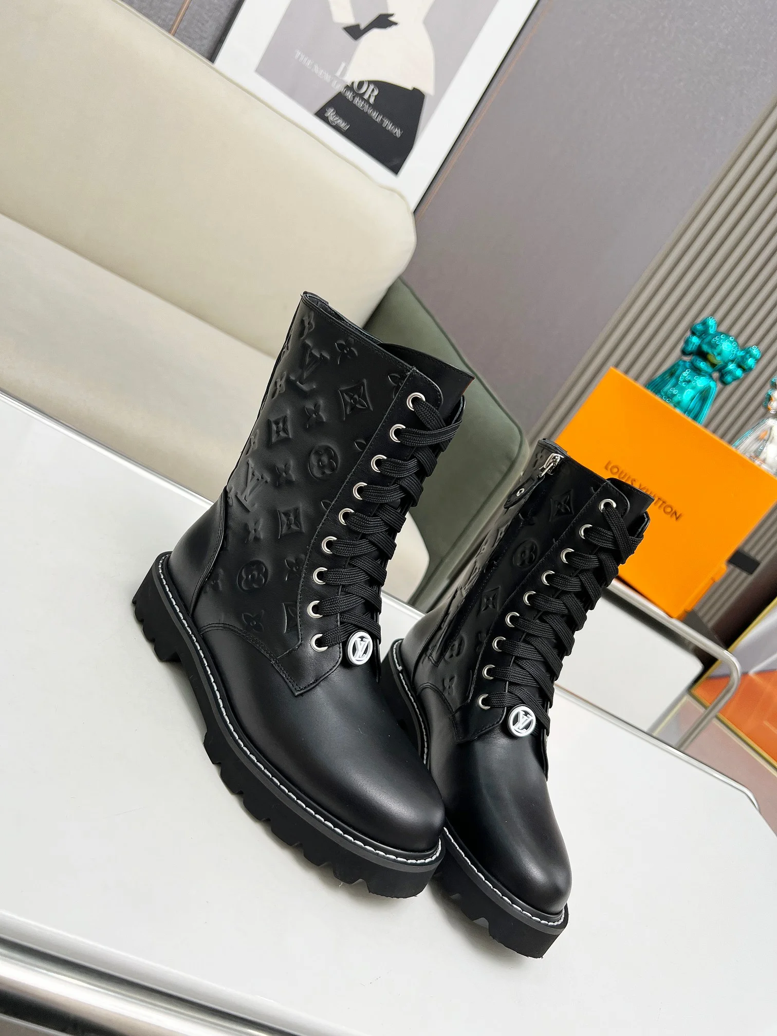 LV Boots Calf Leather Black EU35-40 C50202609111728 - Image 2