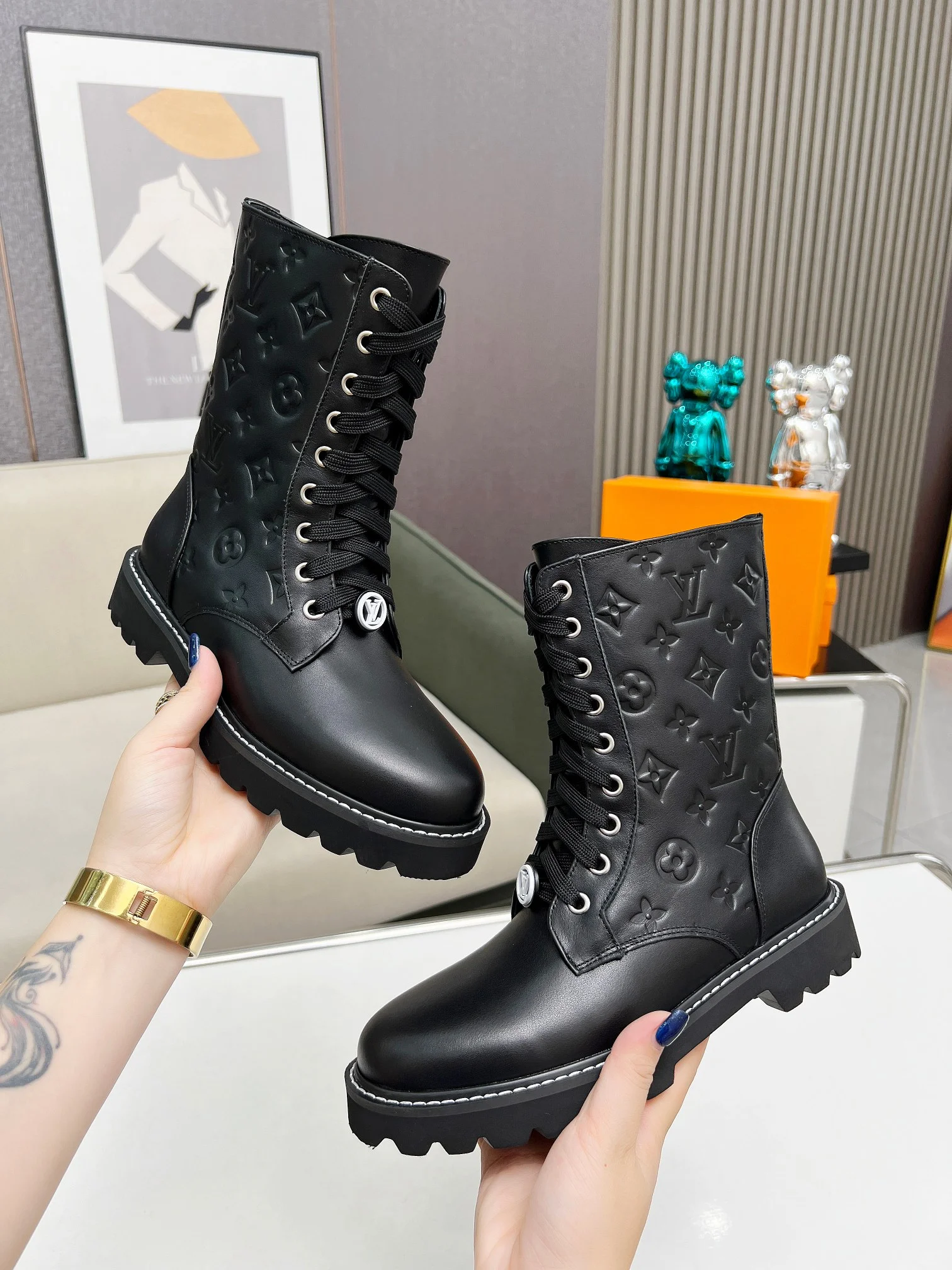 LV Boots Calf Leather Black EU35-40 C50202609111728 - Image 6