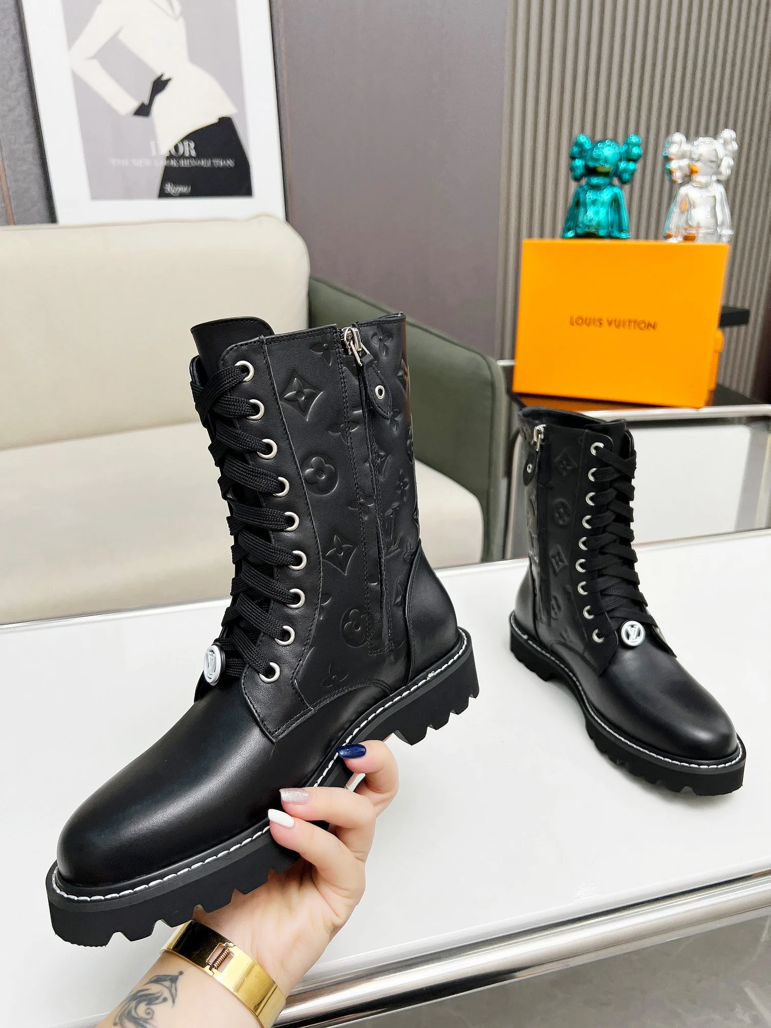 LV Boots Calf Leather Black EU35-40 C50202609111728 - Image 7