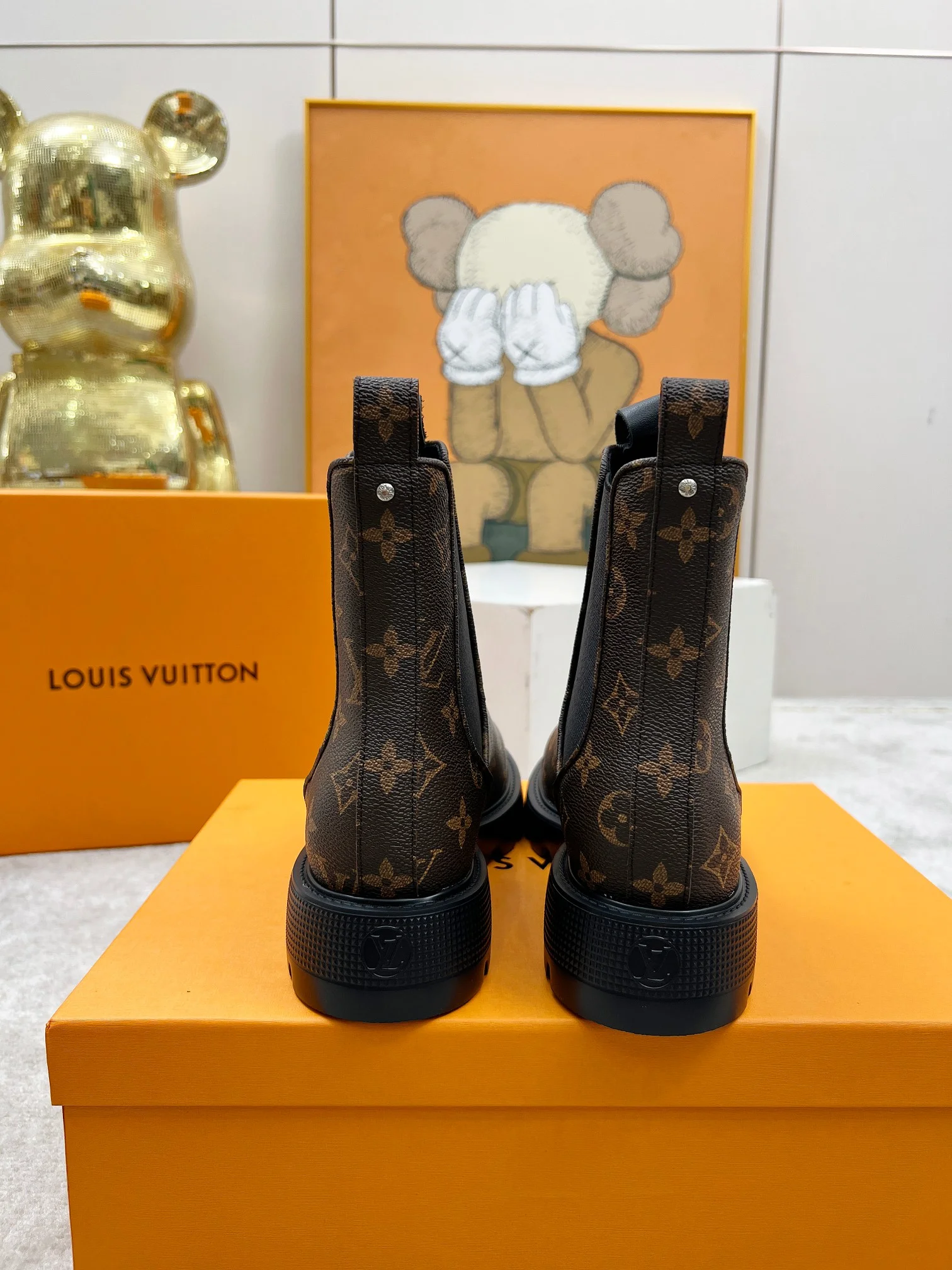 LV Boots Calfskin Leather Brown-Black EU35-40 B60202609111711 - Image 6