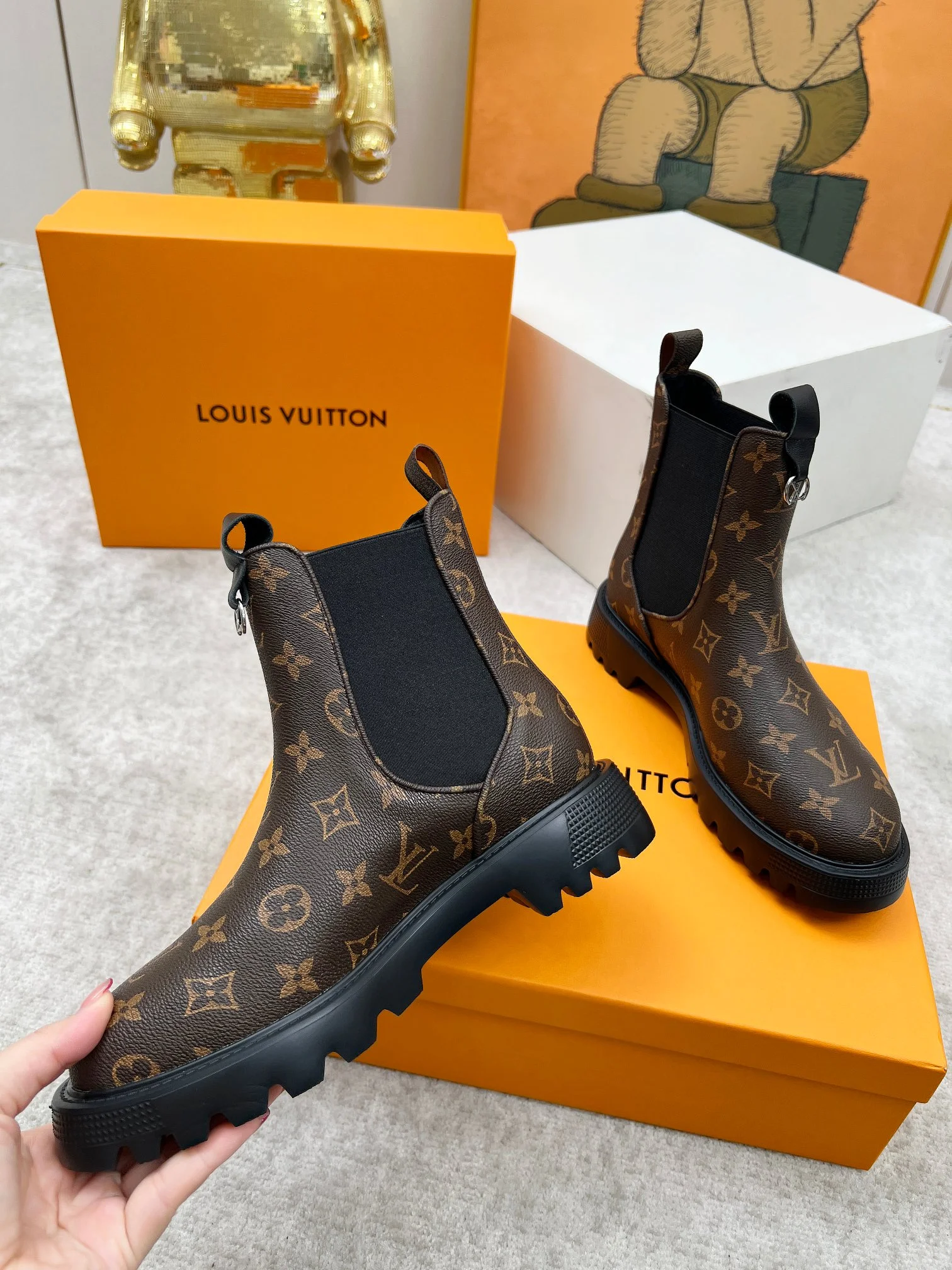 LV Boots Calfskin Leather Brown-Black EU35-40 B60202609111711 - Image 8