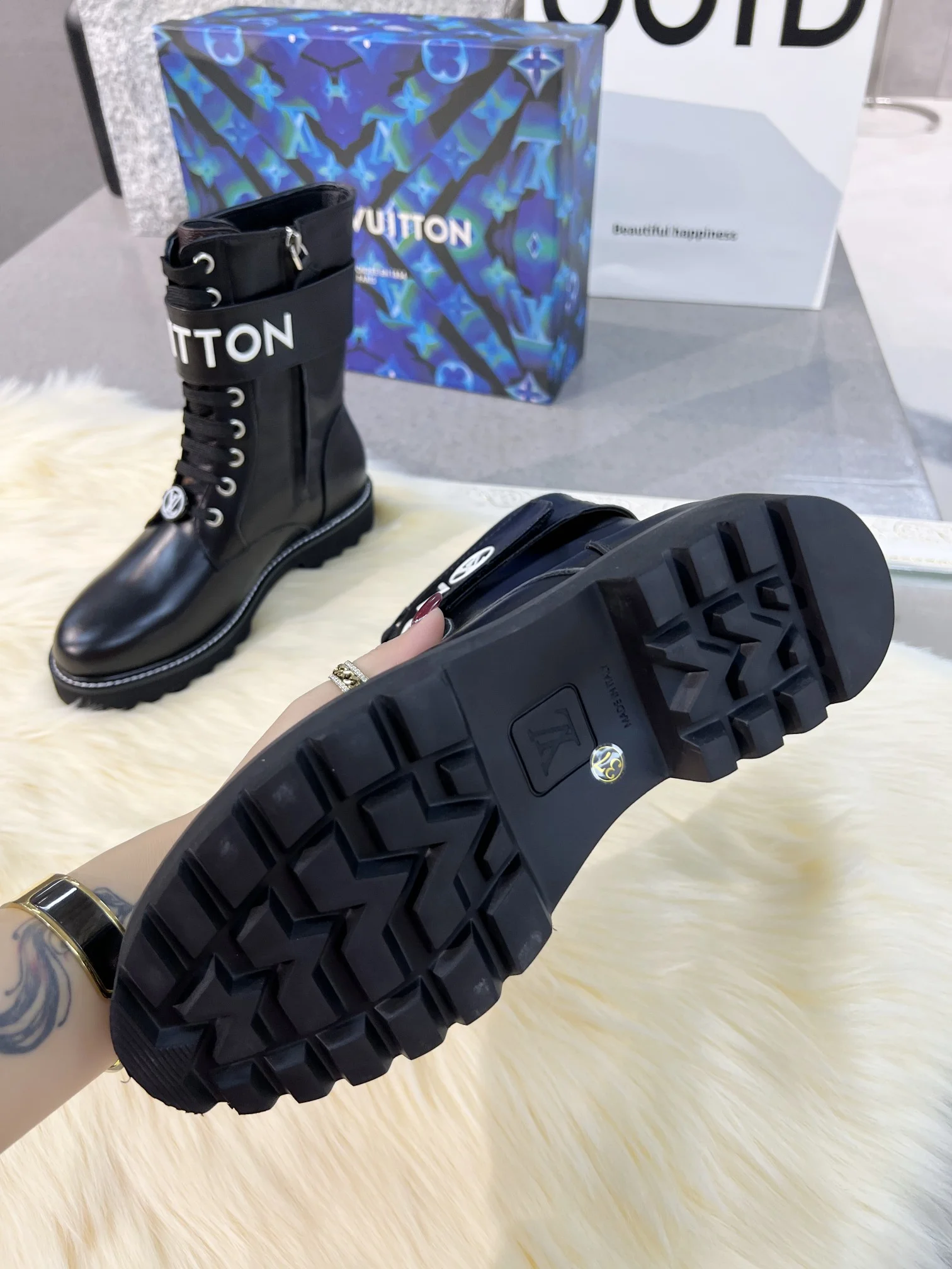 LV Boots Full-grain Calf Leather Black-White EU35-40 B70202609111732 - Image 8