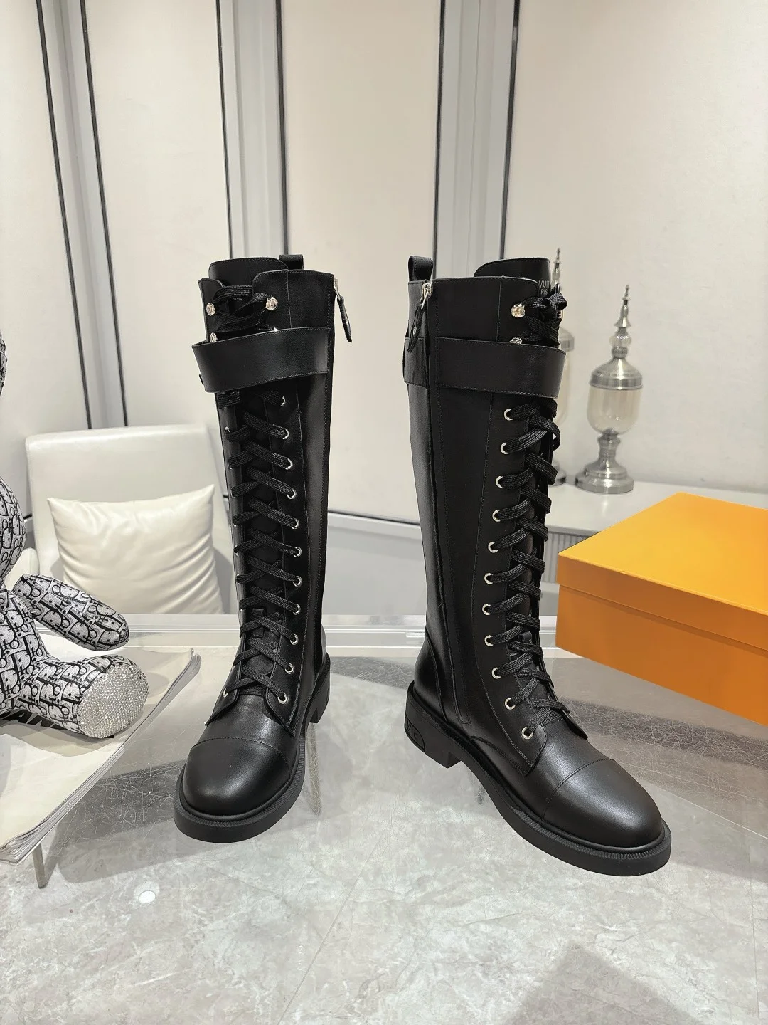 LV Boots Full-grain Calfskin Black EU36-40 C50202609111709 - Image 6