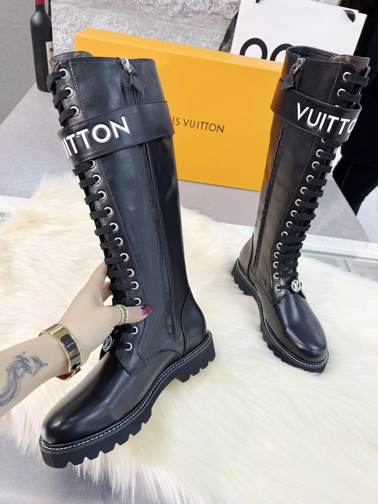 LV Boots Full-grain Leather Black-White EU35-40 B70202609111734 - Image 3