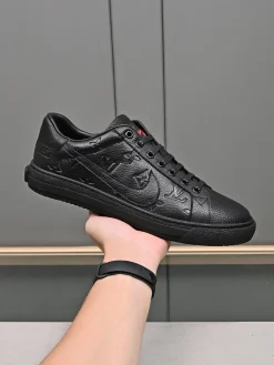 LV Formal Shoes Calfskin Leather Black-Red EU38-44 B00202609112017