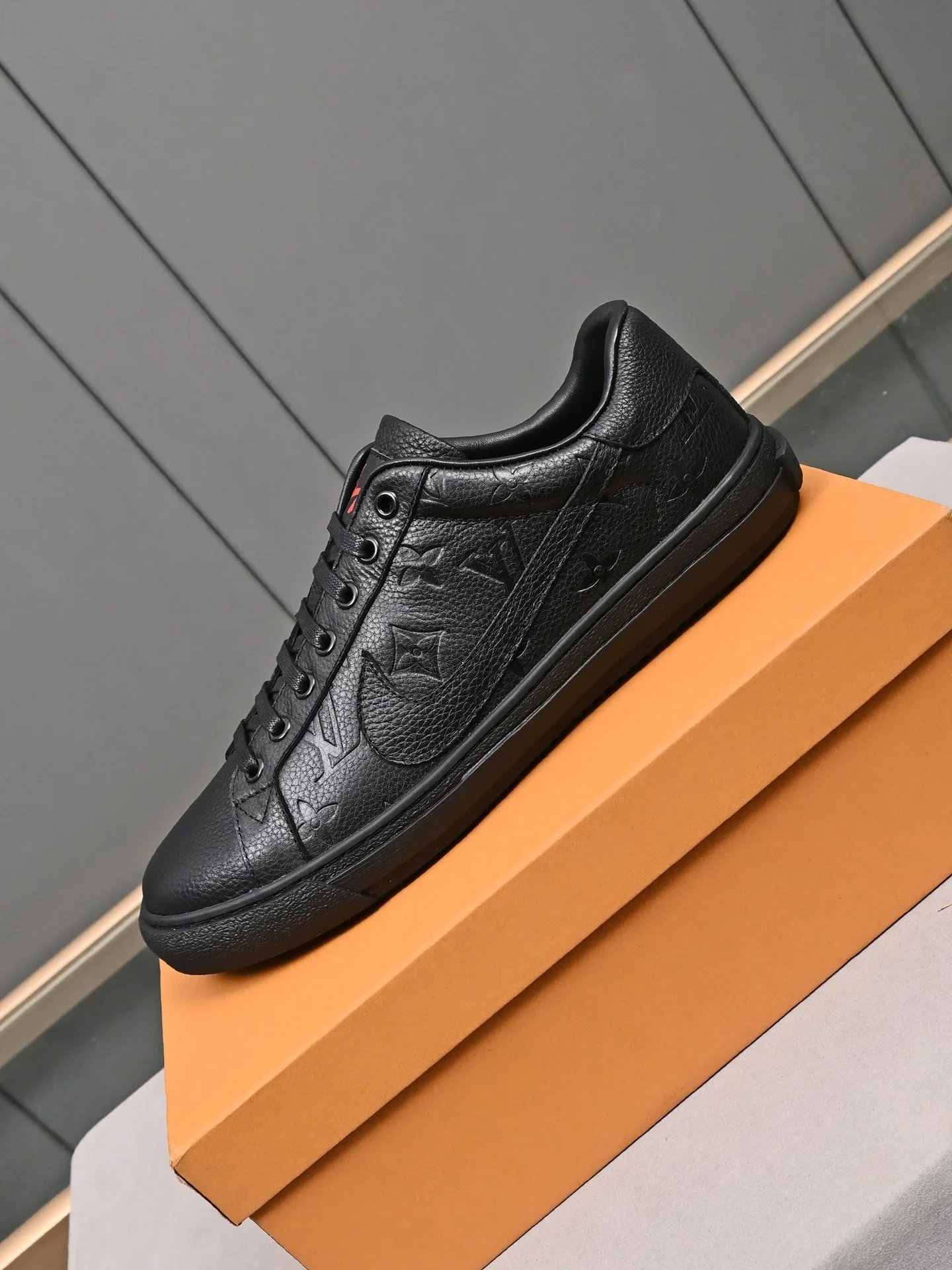 LV Formal Shoes Calfskin Leather Black-Red EU38-44 B00202609112017 - Image 5