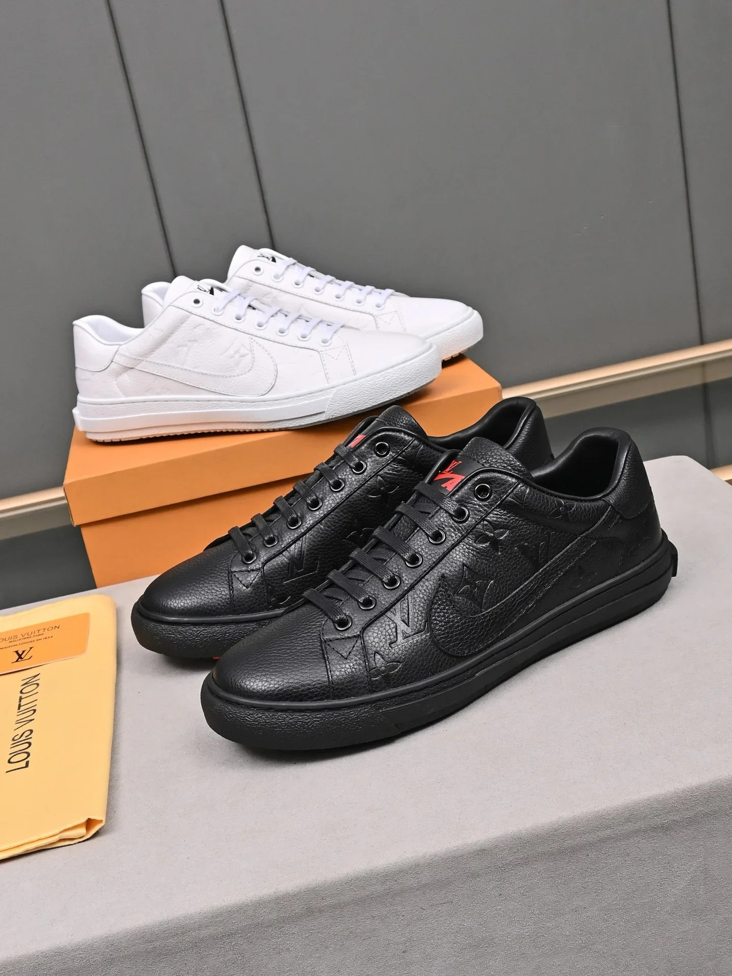 LV Formal Shoes Calfskin Leather Black-Red EU38-44 B00202609112017 - Image 9