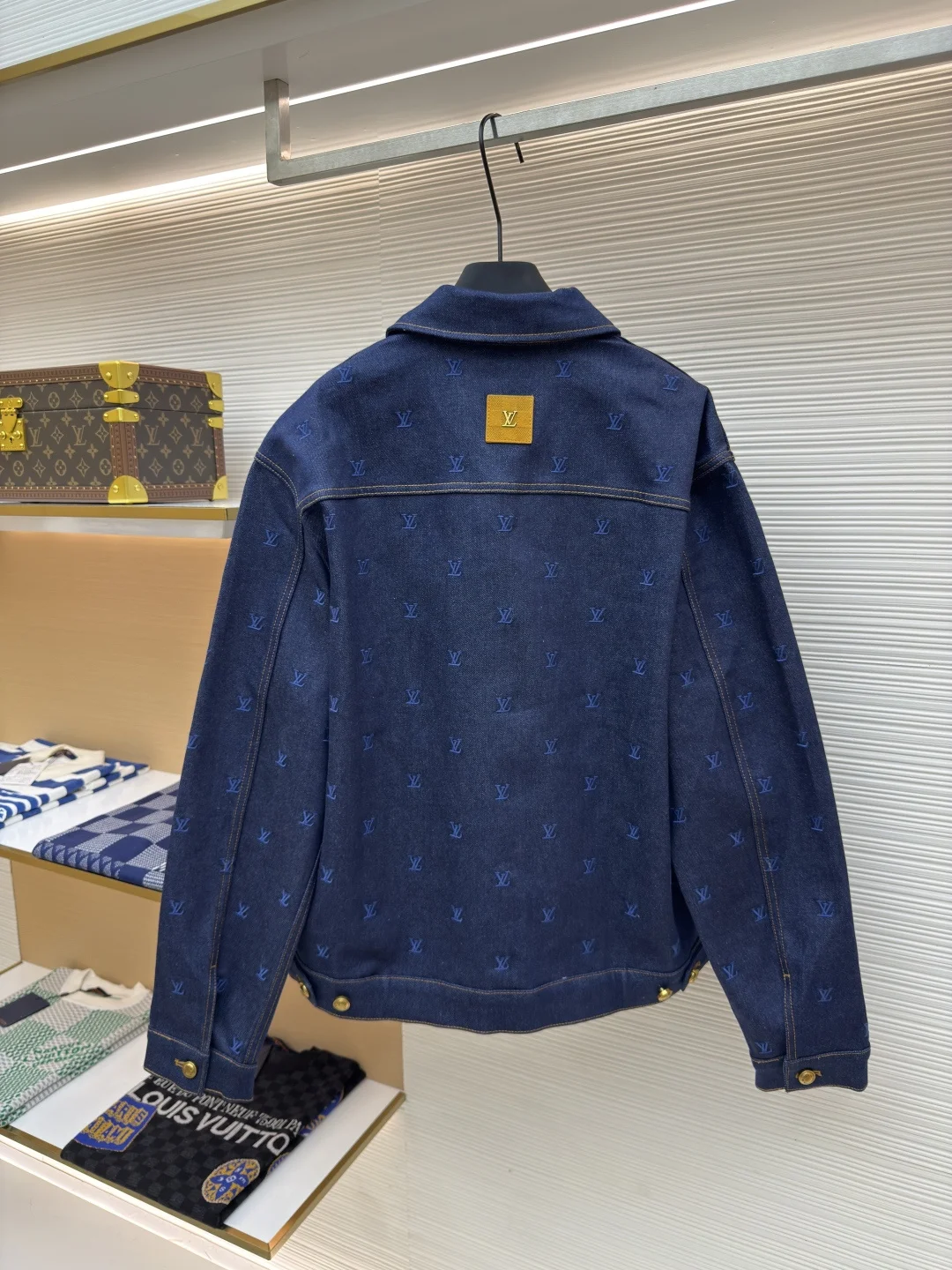 LV Jackets Blue-Gold S-L C20202609090714 - Image 2