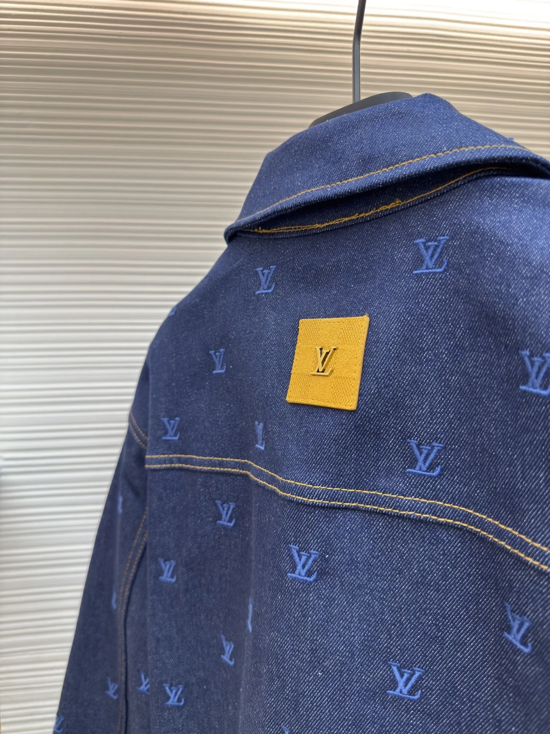 LV Jackets Blue-Gold S-L C20202609090714 - Image 9