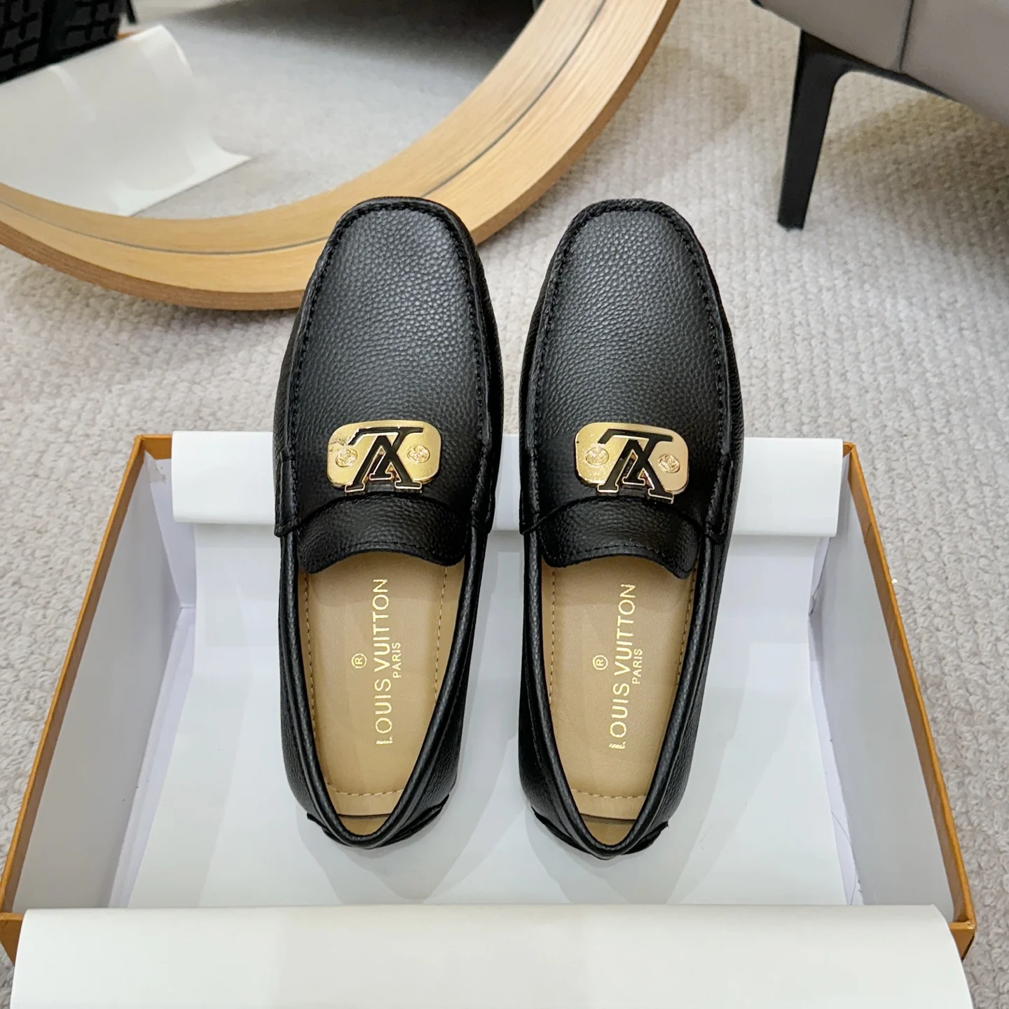 LV Loafers Black-Gold B00202609110108 - Image 2