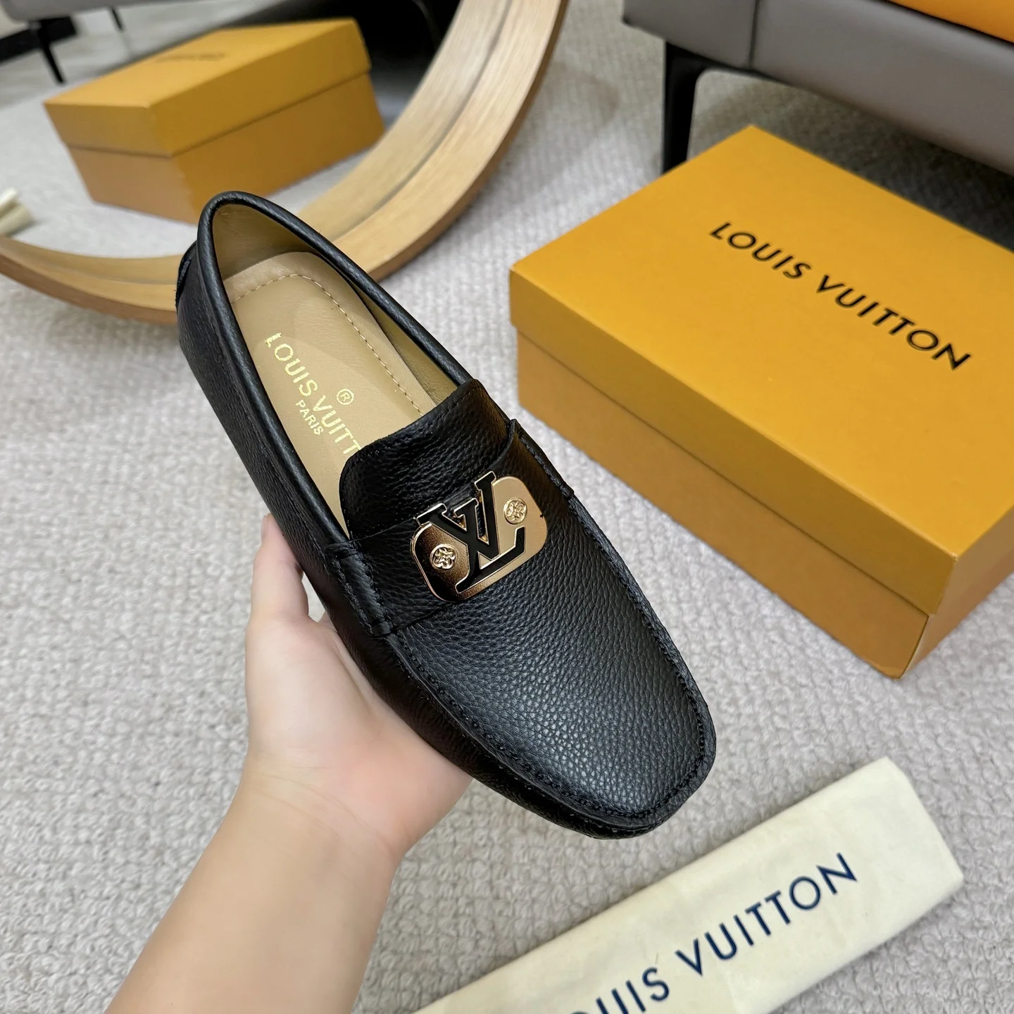 LV Loafers Black-Gold B00202609110108 - Image 5