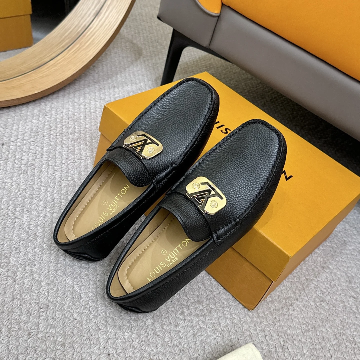 LV Loafers Black-Gold B00202609110108 - Image 8