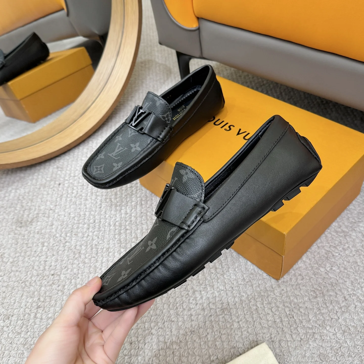 LV Loafers Black-Gray B00202609110122 - Image 4