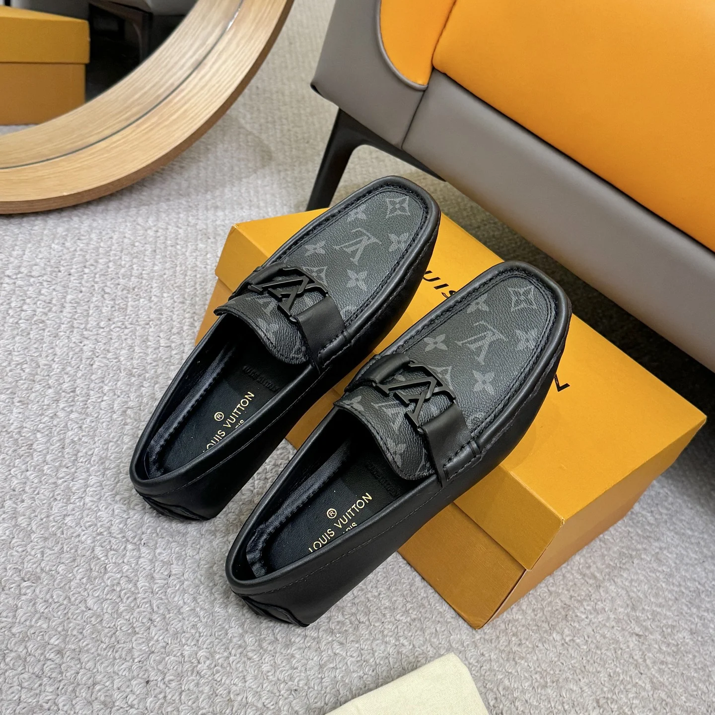 LV Loafers Black-Gray B00202609110122 - Image 8